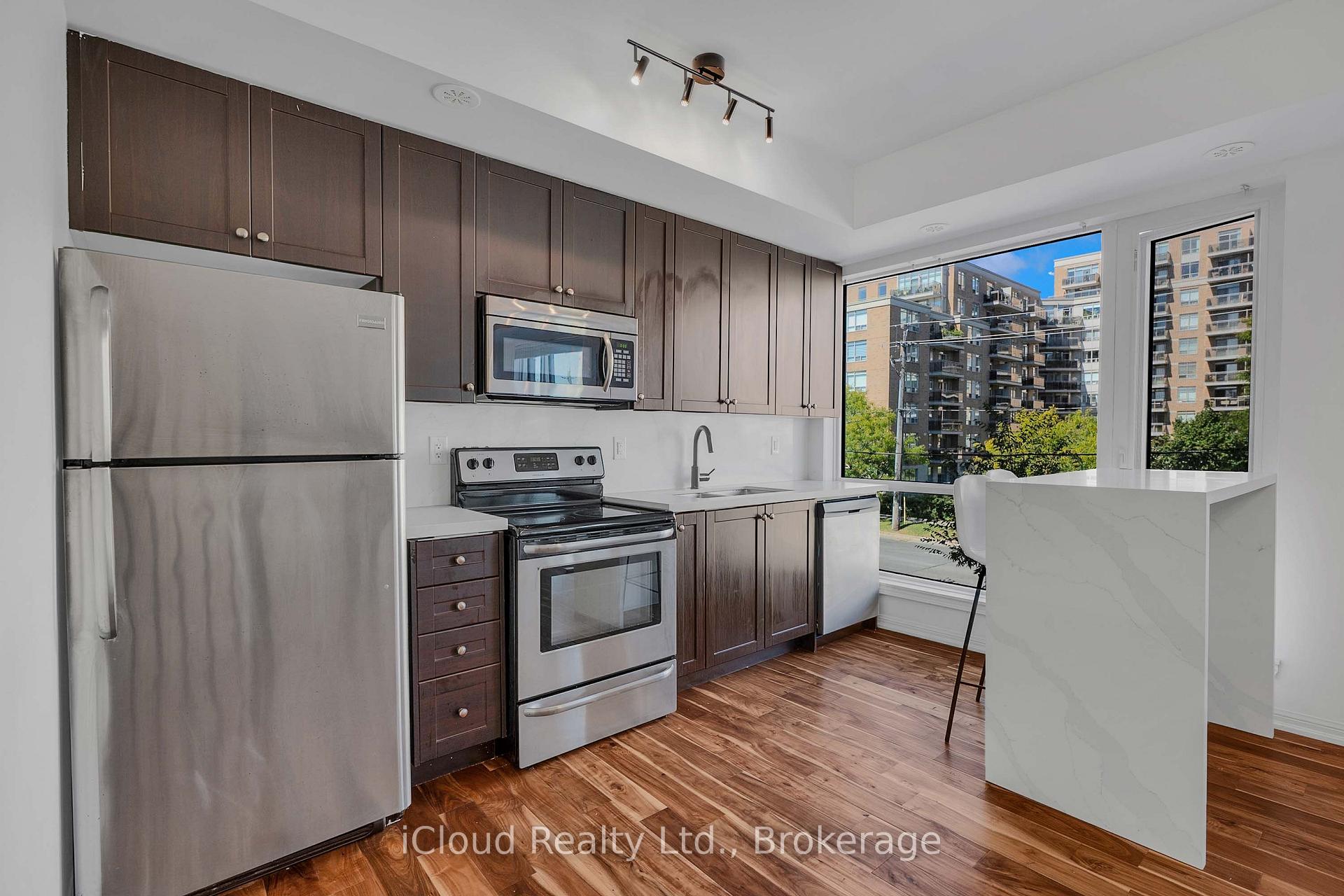 Photo 18 of Unit 305, 639 Lawrence Avenue, Toronto, Englemount-Lawrence — HOMEH