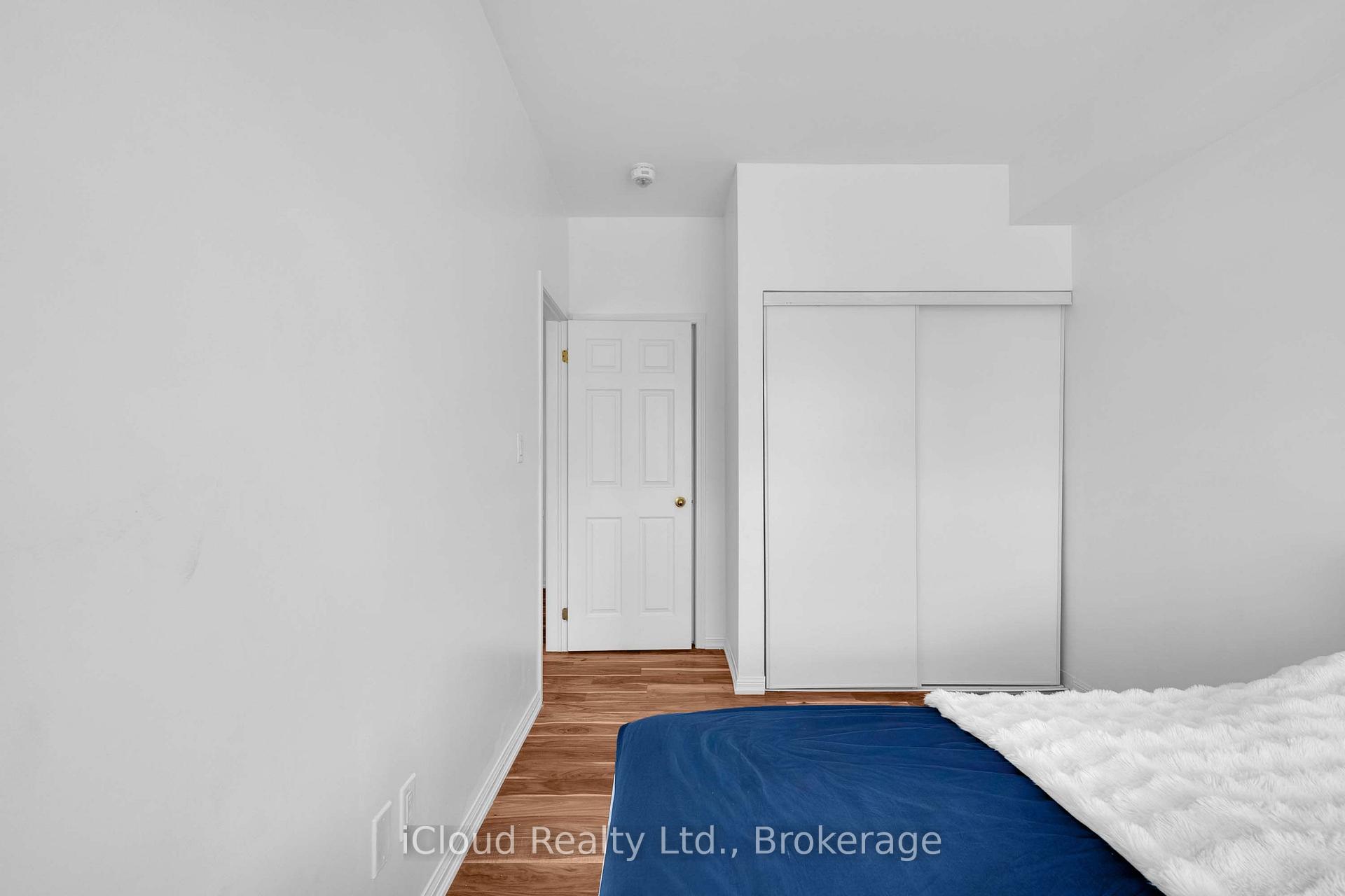Photo 24 of Unit 305, 639 Lawrence Avenue, Toronto, Englemount-Lawrence — HOMEH