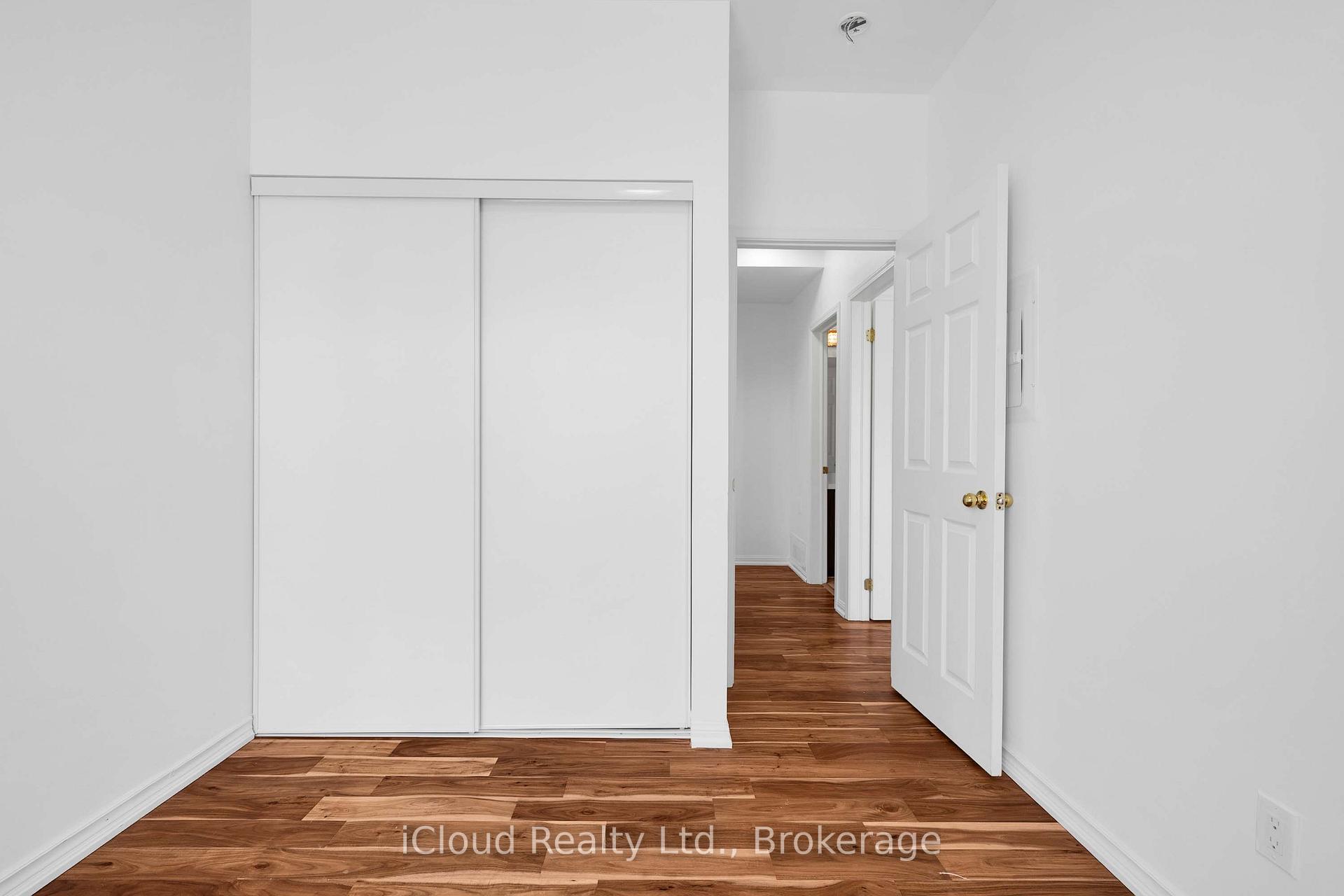 Photo 26 of Unit 305, 639 Lawrence Avenue, Toronto, Englemount-Lawrence — HOMEH