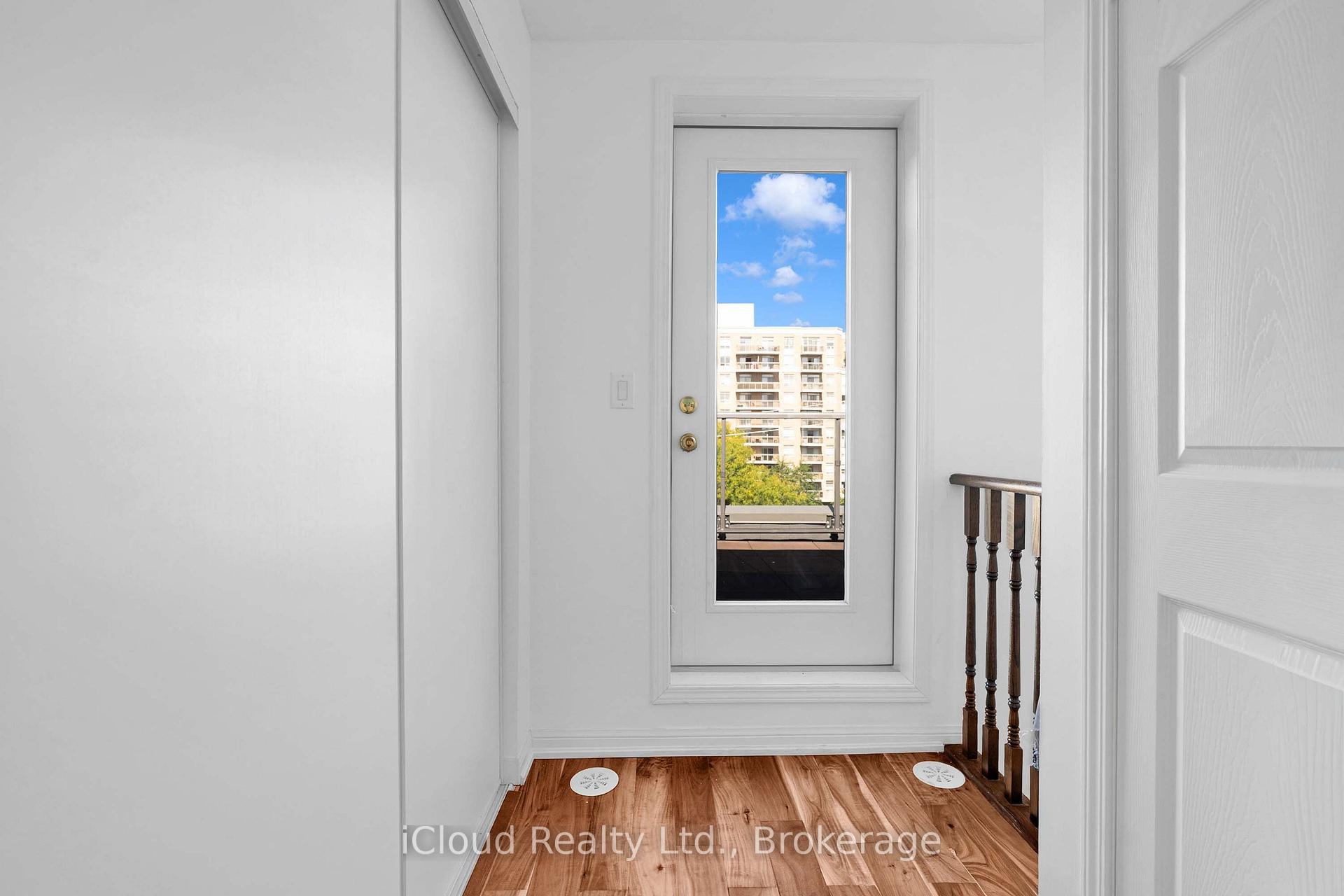 Photo 30 of Unit 305, 639 Lawrence Avenue, Toronto, Englemount-Lawrence — HOMEH