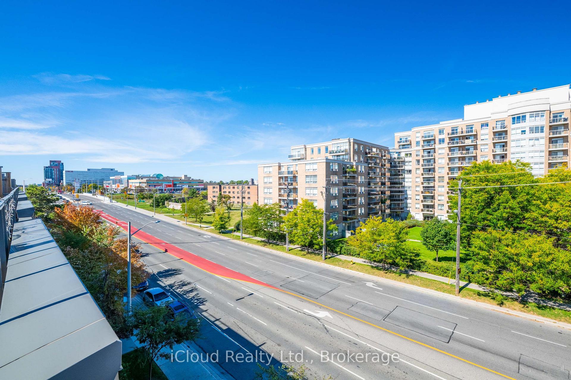 Photo 34 of Unit 305, 639 Lawrence Avenue, Toronto, Englemount-Lawrence — HOMEH