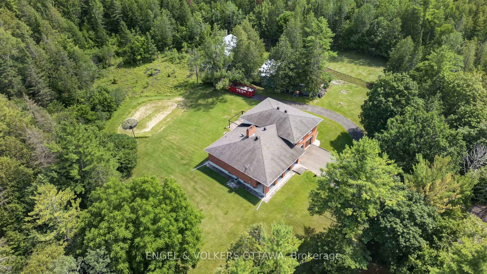 Photo 32 of 760 Kerwin Road, Ottawa, Kanata - Kanata (North East) — HOMEH