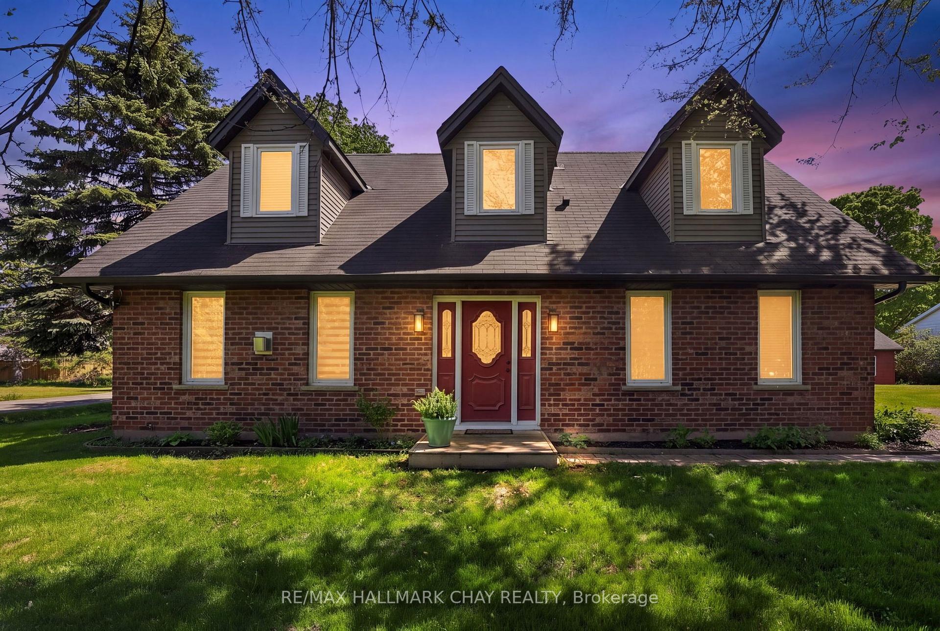 Photo of 1467 Gilford Road