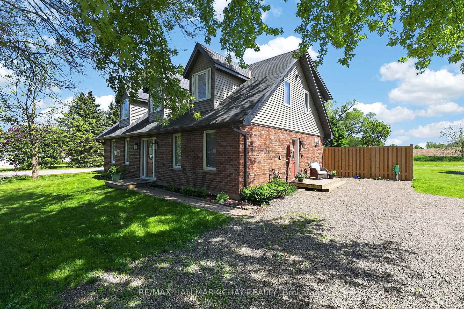 Photo 7 of 1467 Gilford Road, Innisfil, Gilford — HOMEH