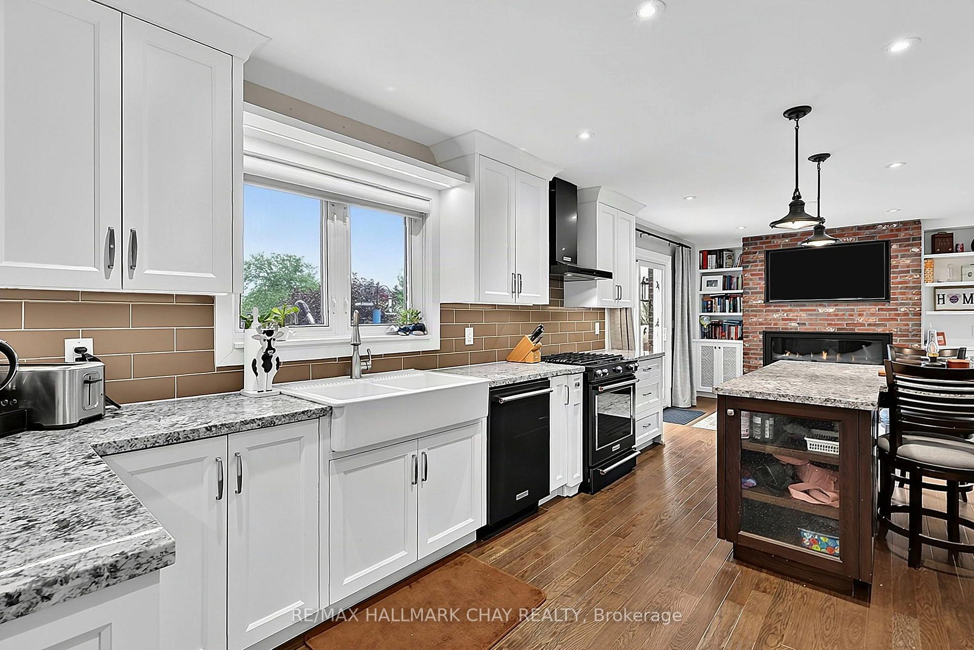 Photo 27 of 1467 Gilford Road, Innisfil, Gilford — HOMEH