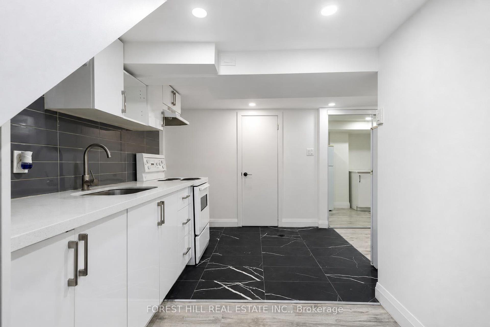 Photo 27 of 29 Thorndale Street S, Hamilton, Ainslie Wood — HOMEH