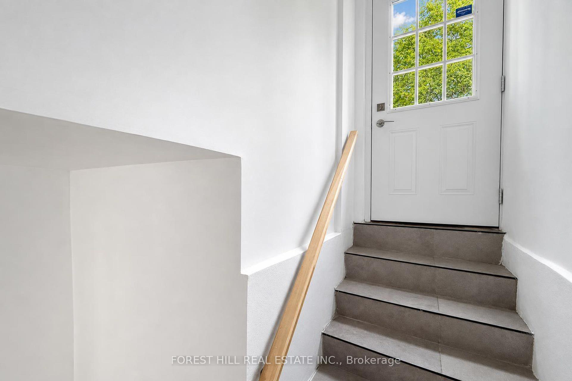 Photo 42 of 29 Thorndale Street S, Hamilton, Ainslie Wood — HOMEH