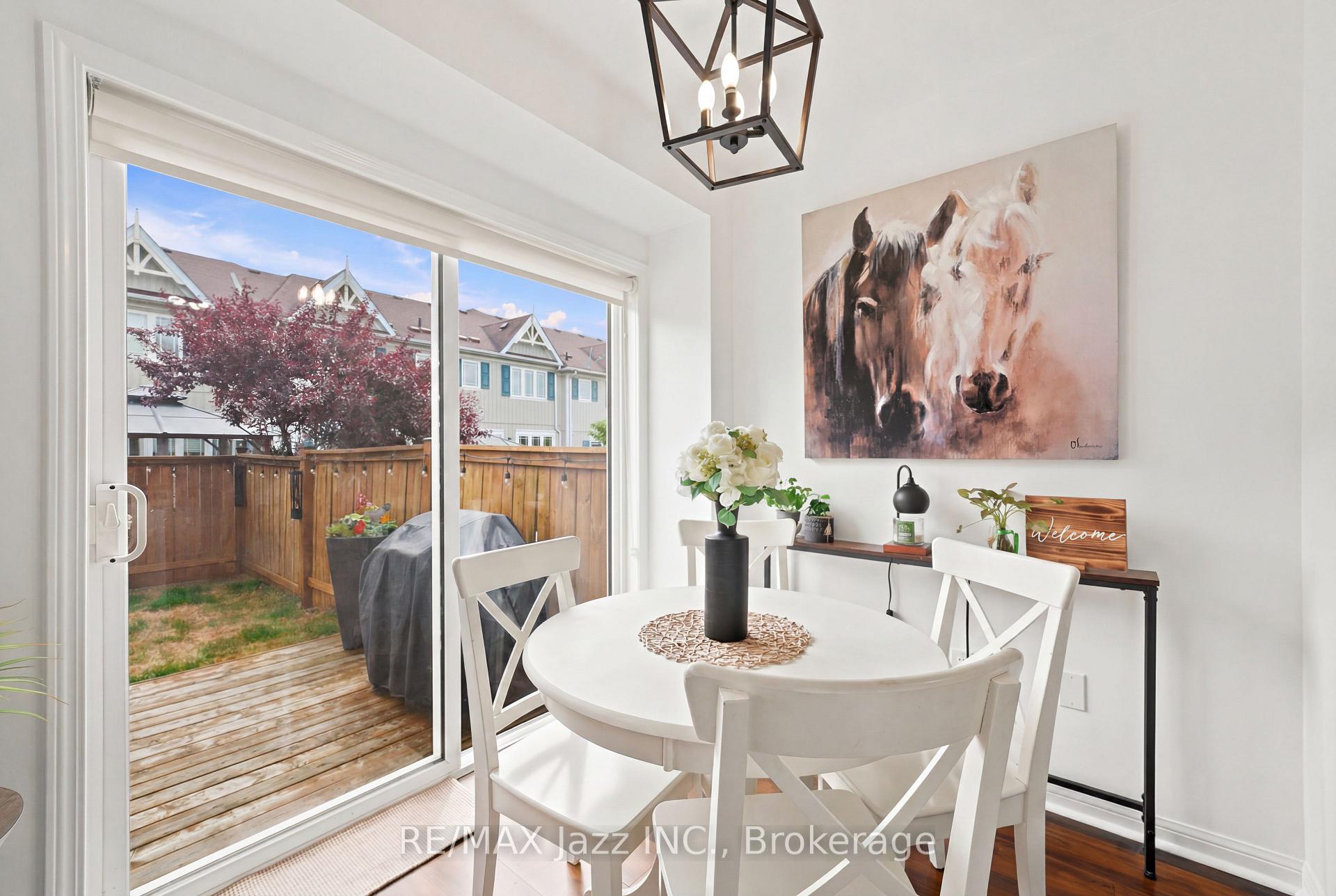 Photo 12 of 15 Farmstead Drive, Clarington, Bowmanville — HOMEH