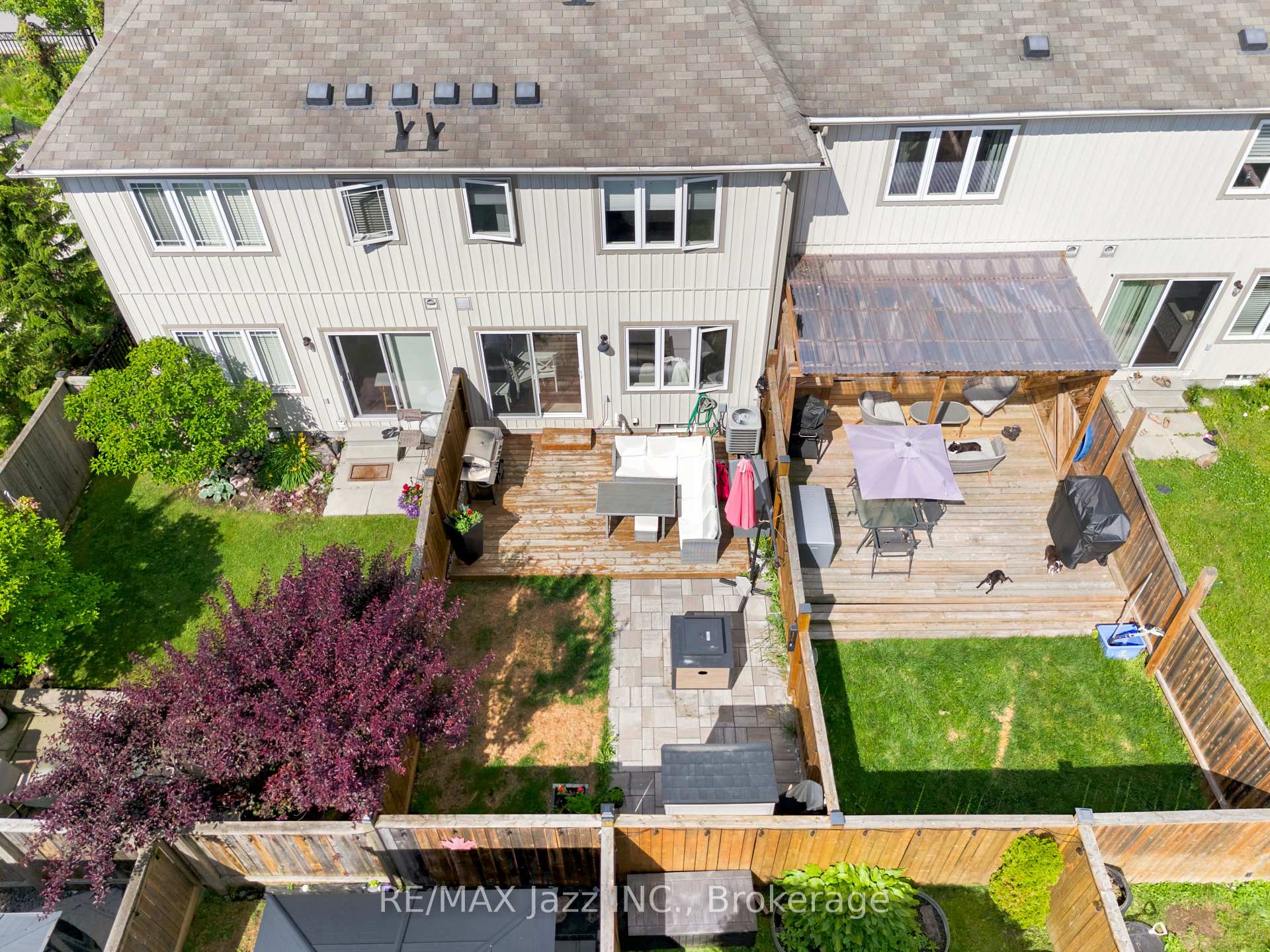 Photo 34 of 15 Farmstead Drive, Clarington, Bowmanville — HOMEH