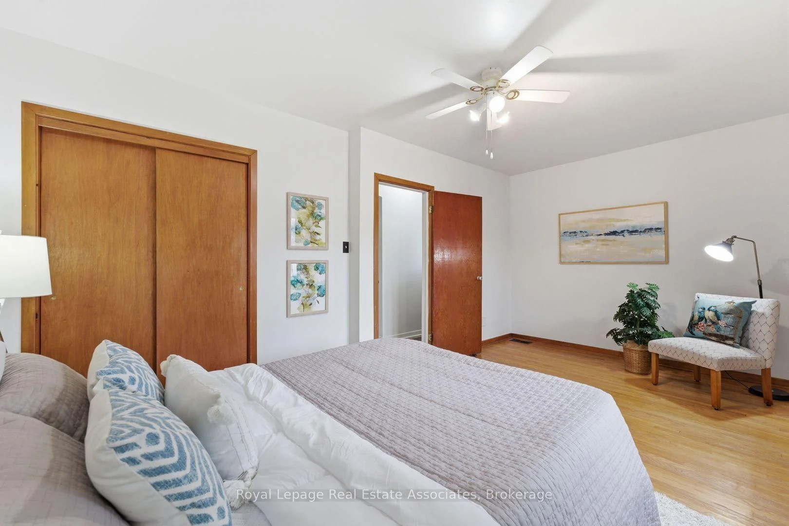 Photo 26 of 68 Gair Drive, Etobicoke, Alderwood — HOMEH