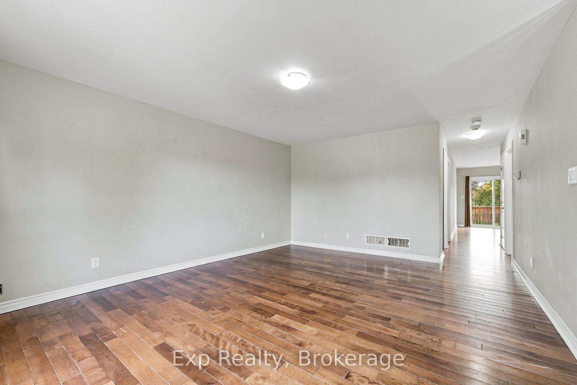 Photo 8 of 216 Brant Street, Deseronto, Deseronto (Town) — HOMEH