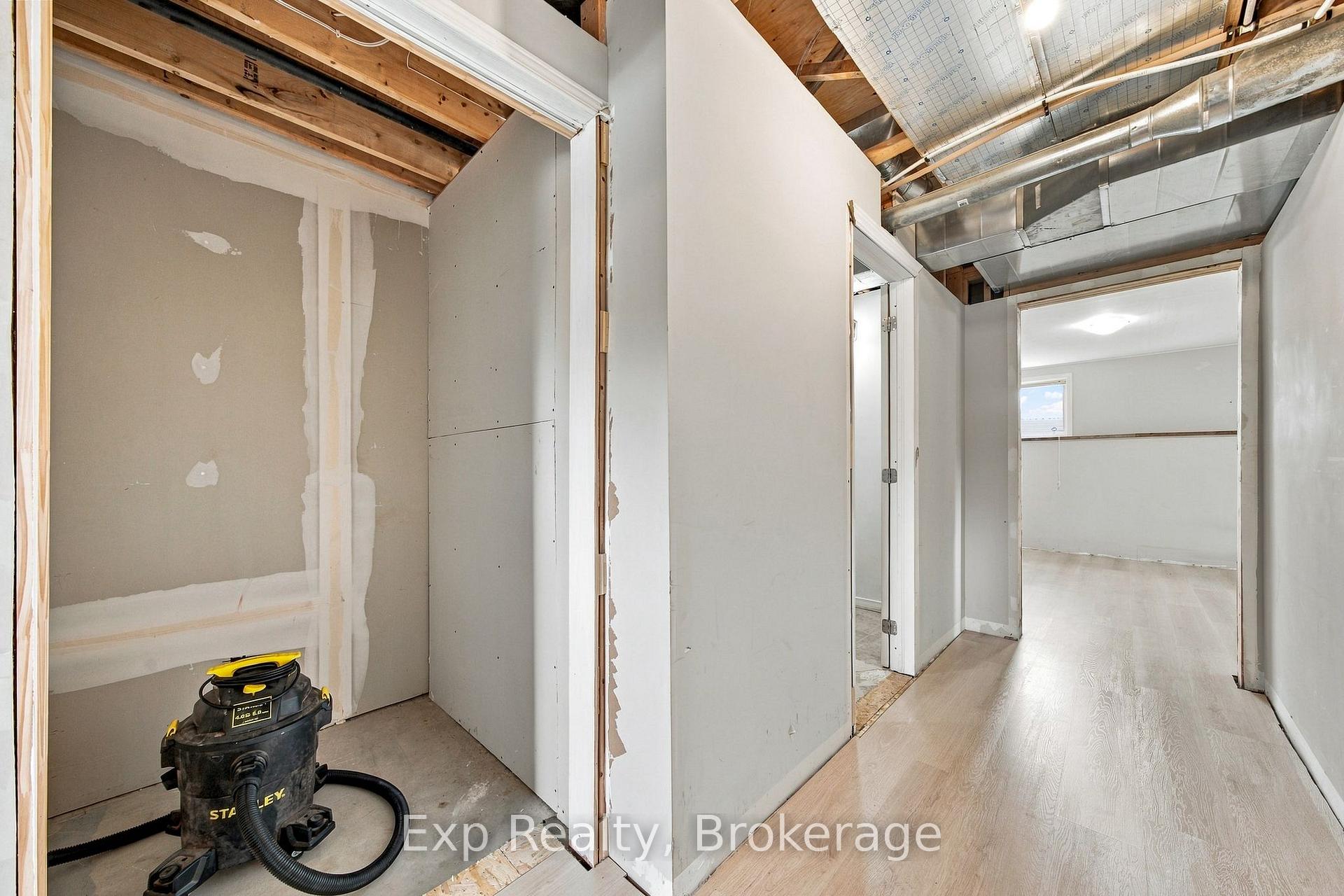 Photo 26 of 216 Brant Street, Deseronto, Deseronto (Town) — HOMEH