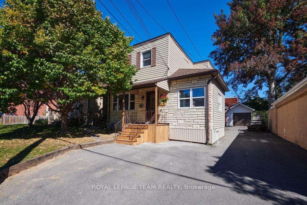 Photo 2 of 321 Mona Avenue, Ottawa, Vanier — HOMEH