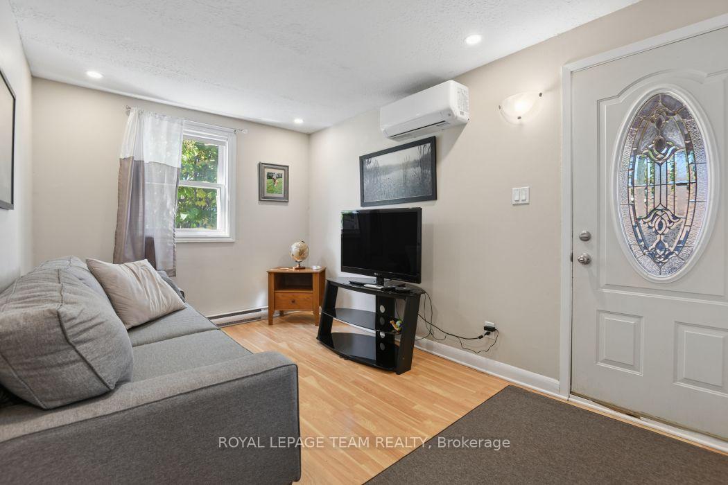Photo 25 of 321 Mona Avenue, Ottawa, Vanier — HOMEH