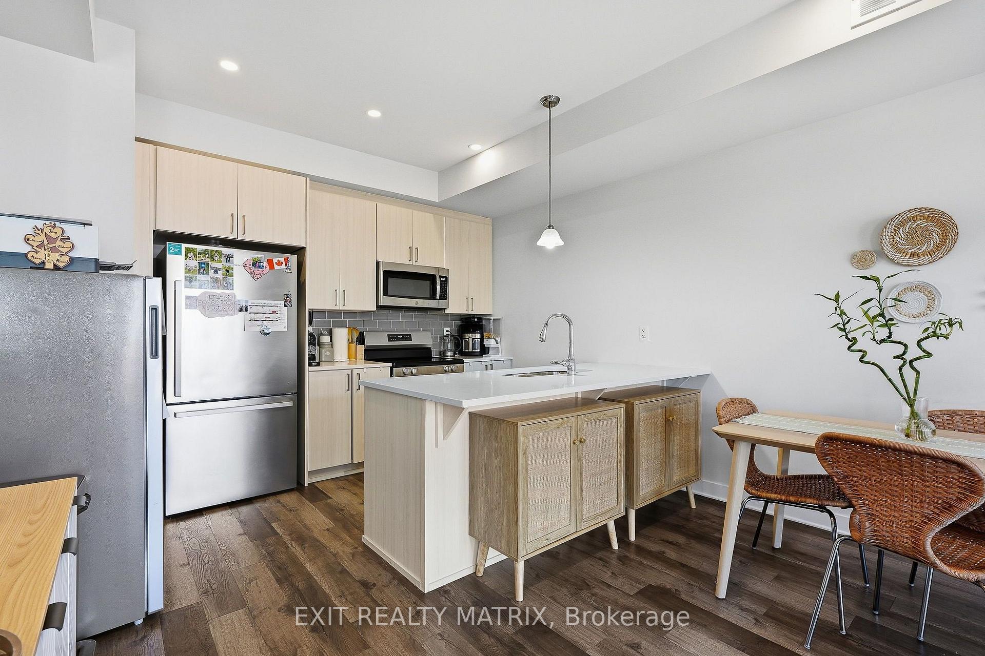 Photo 7 of 154 Visor Private, Ottawa, Kanata - Emerald Meadows/Trailwest — HOMEH