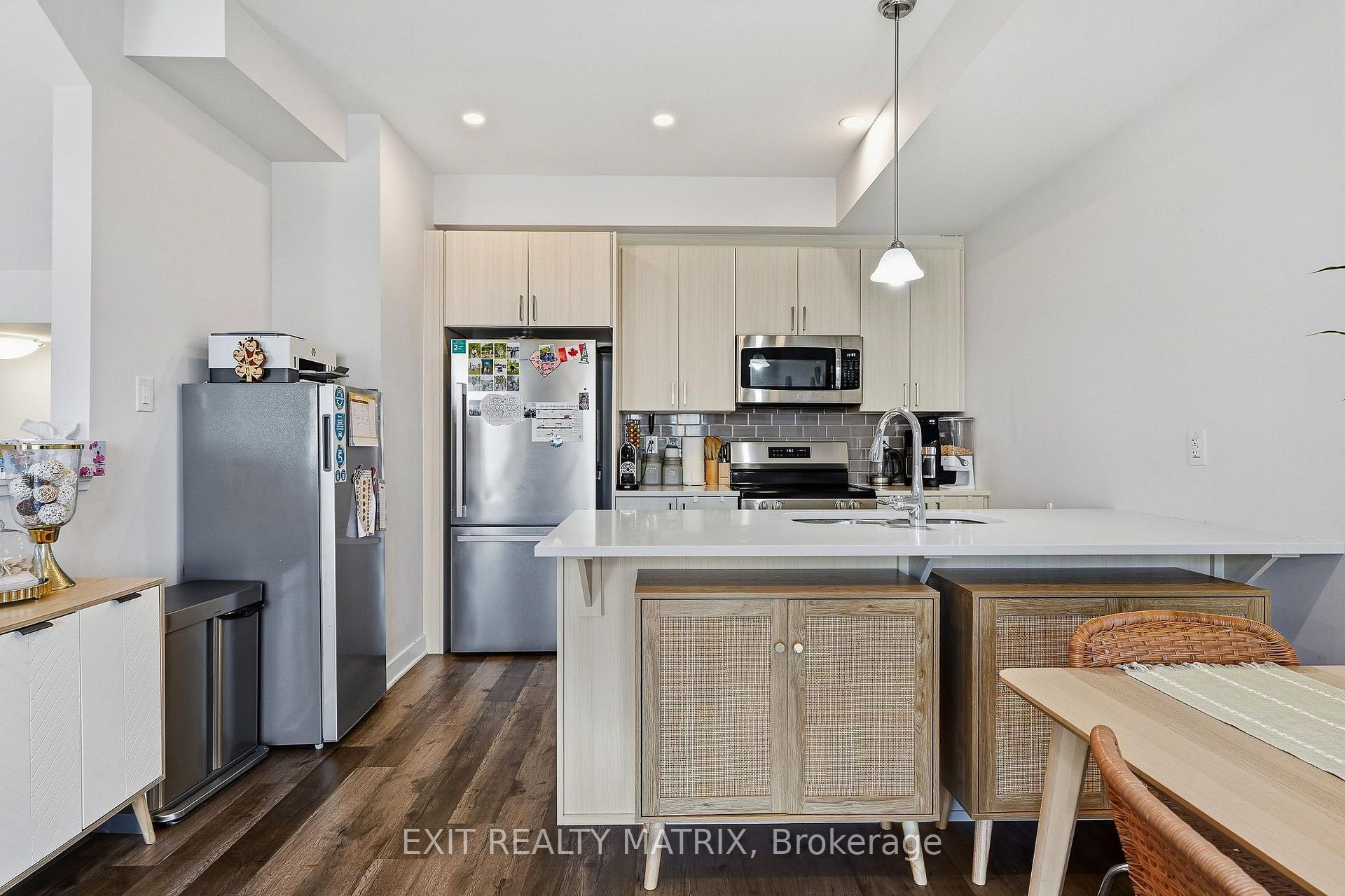 Photo 8 of 154 Visor Private, Ottawa, Kanata - Emerald Meadows/Trailwest — HOMEH