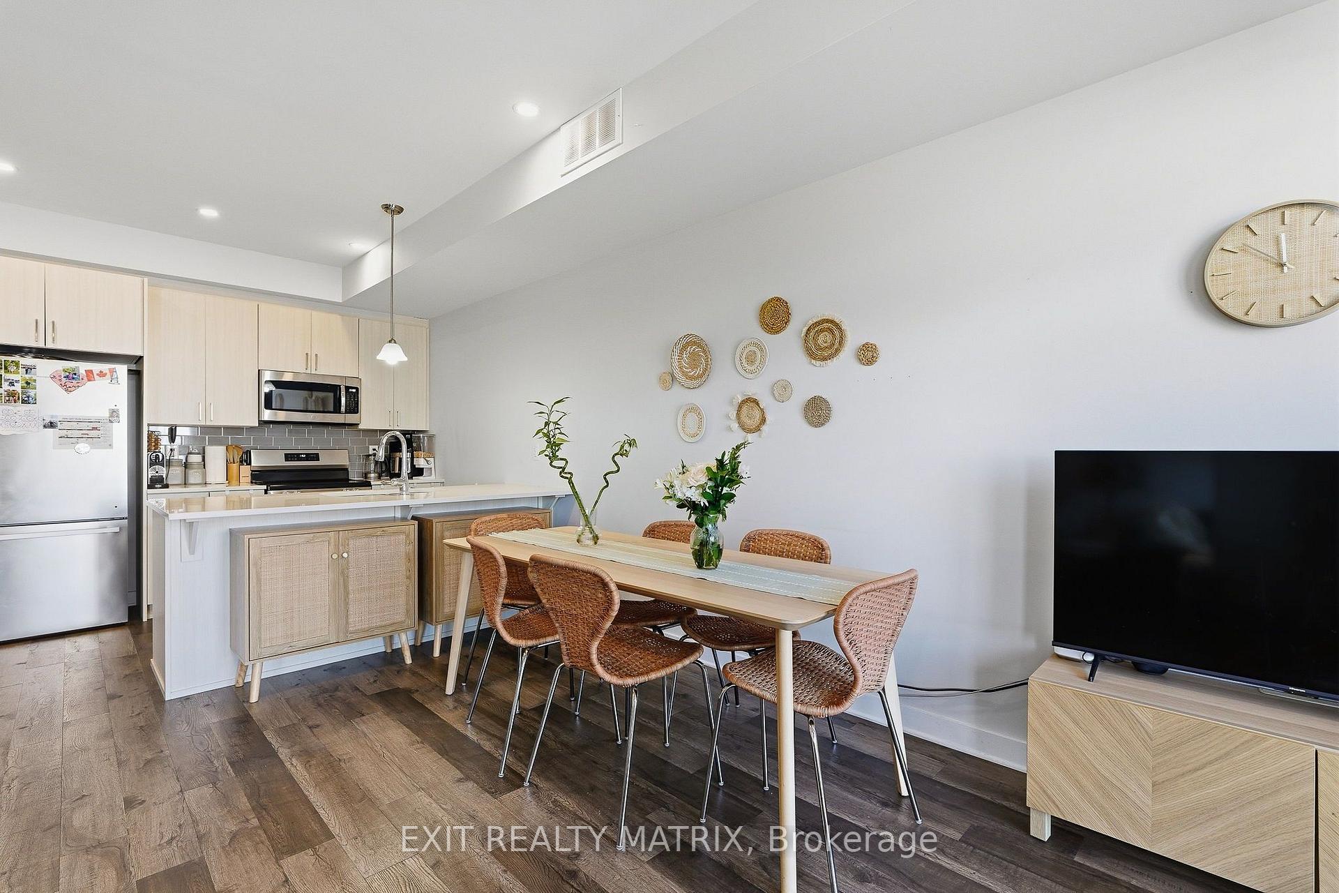 Photo 12 of 154 Visor Private, Ottawa, Kanata - Emerald Meadows/Trailwest — HOMEH