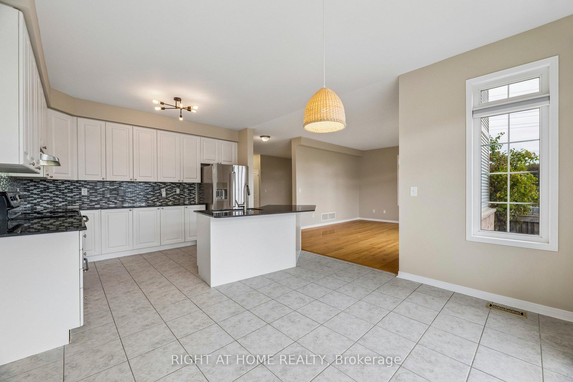Photo 14 of 150 Jennings Drive, Clarington, Bowmanville — HOMEH