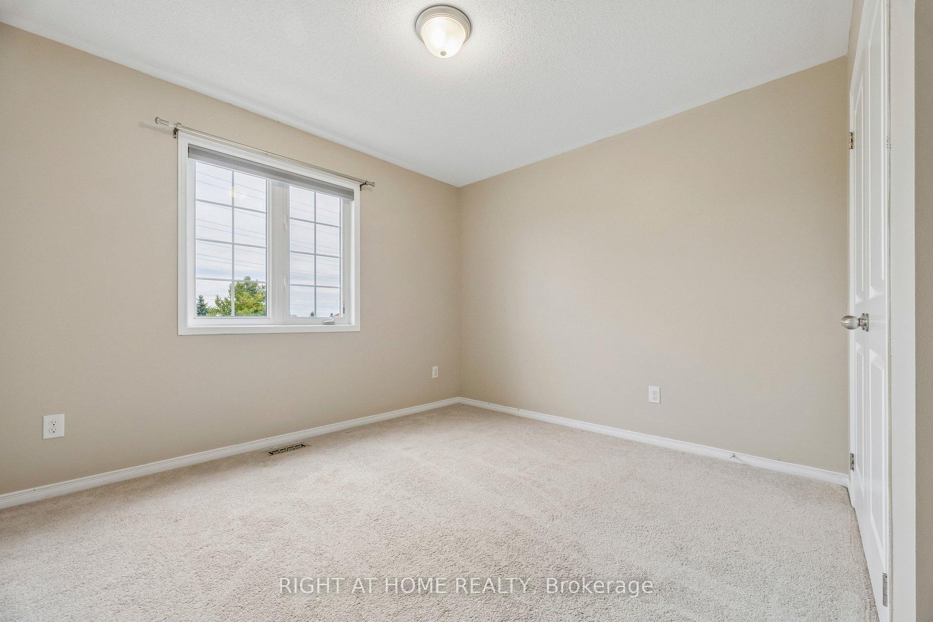 Photo 32 of 150 Jennings Drive, Clarington, Bowmanville — HOMEH