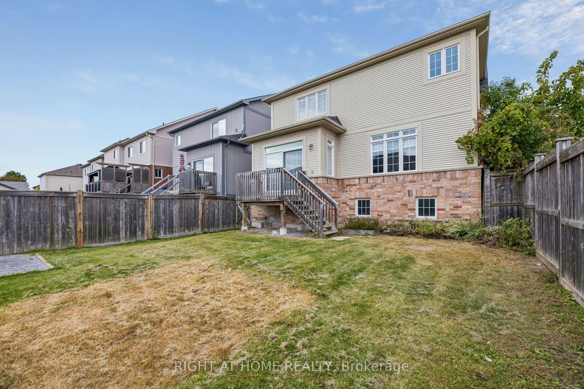 Photo 40 of 150 Jennings Drive, Clarington, Bowmanville — HOMEH