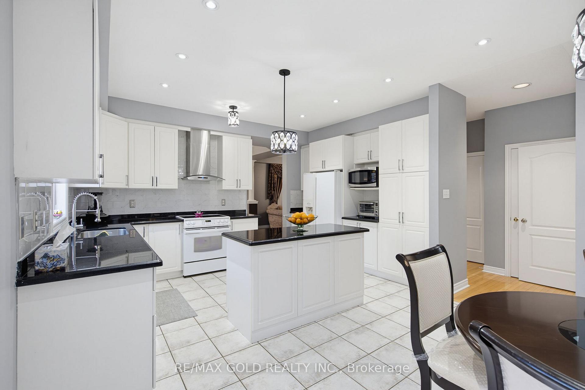 Photo 12 of 29 Blaketon Court, Brampton, Vales of Castlemore — HOMEH