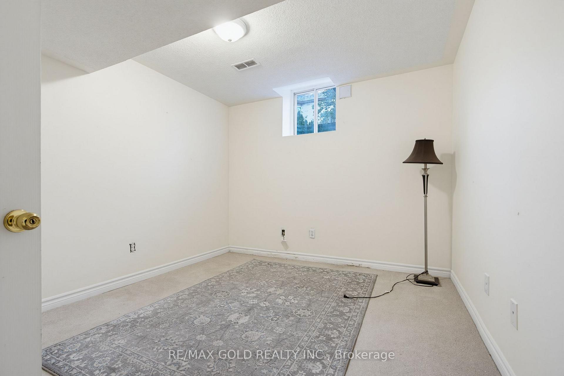 Photo 36 of 29 Blaketon Court, Brampton, Vales of Castlemore — HOMEH