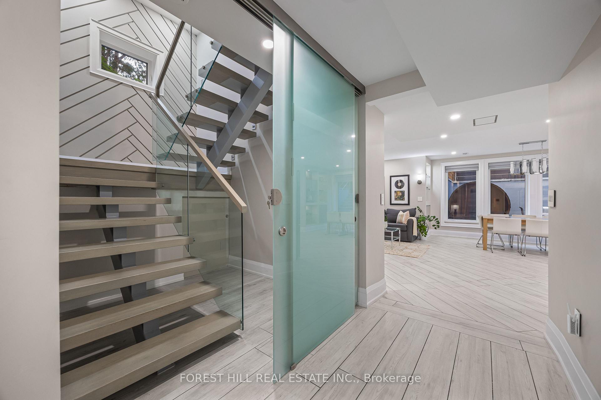 Photo 35 of 70 Devondale Avenue, North York, Newtonbrook West — HOMEH
