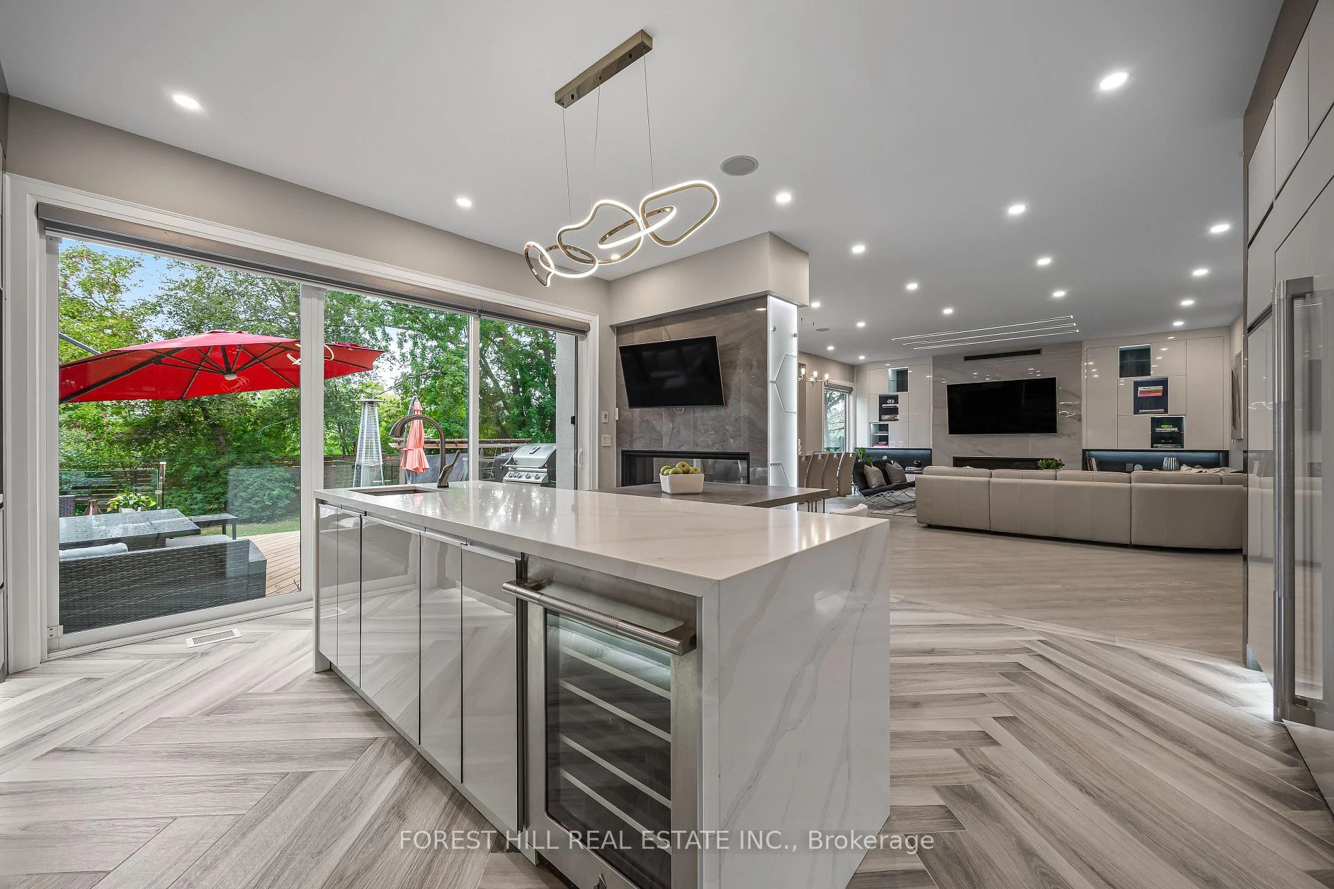 Photo 15 of 70 Devondale Avenue, North York, Newtonbrook West — HOMEH