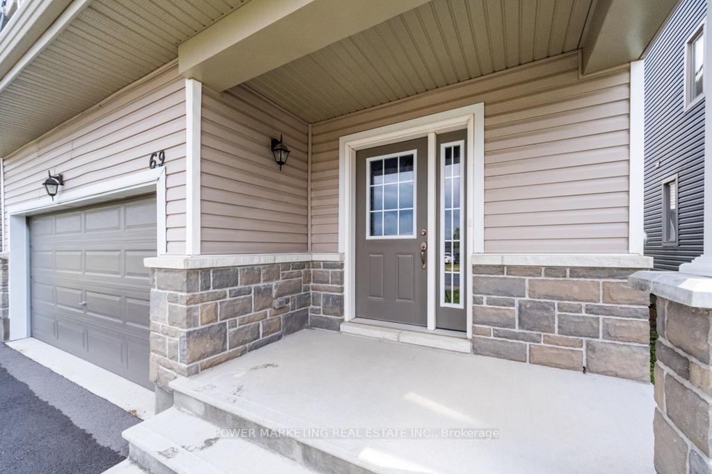 Photo 5 of 69 Defence Street, Ottawa, Kanata - Emerald Meadows/Trailwest — HOMEH