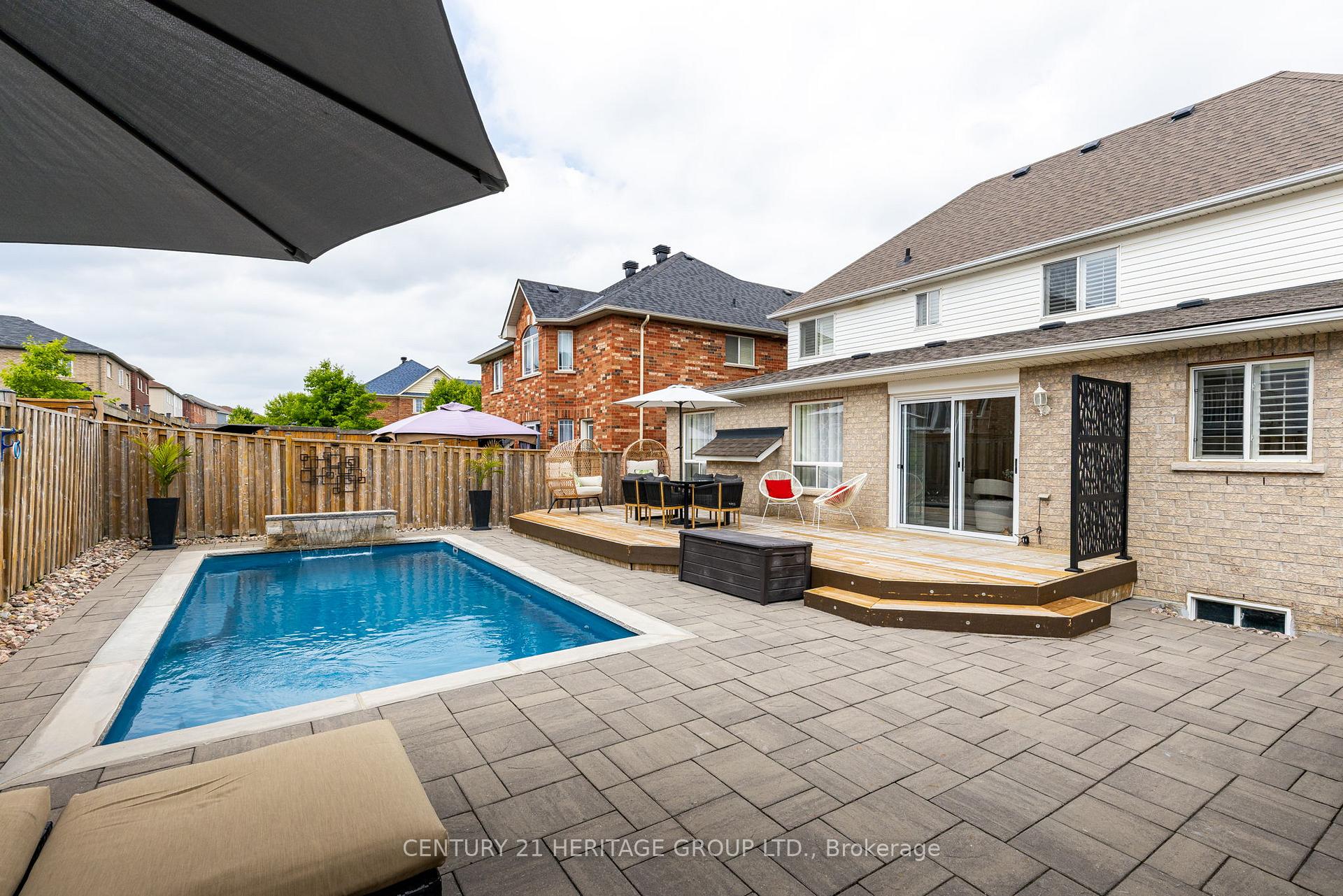 Photo 28 of 106 Laurendale Avenue, Georgina, Keswick South — HOMEH