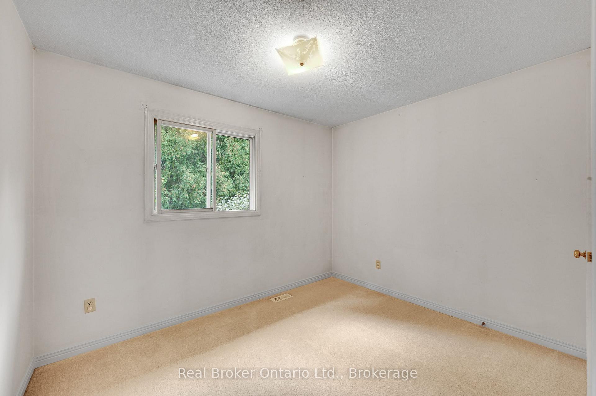 Photo 20 of 1091 Stephenson Drive, Burlington, Brant — HOMEH