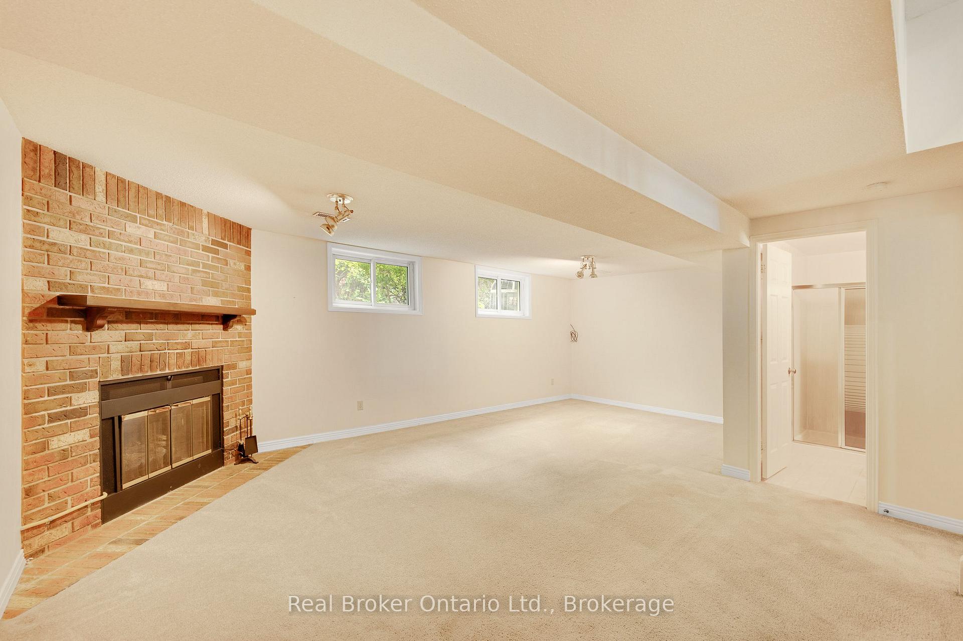 Photo 23 of 1091 Stephenson Drive, Burlington, Brant — HOMEH