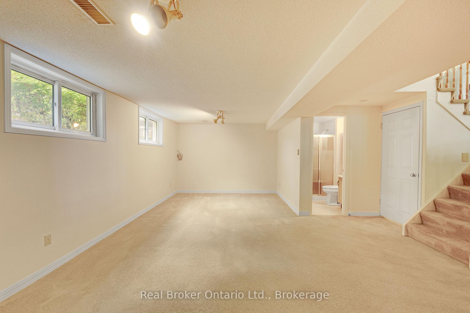 Photo 24 of 1091 Stephenson Drive, Burlington, Brant — HOMEH