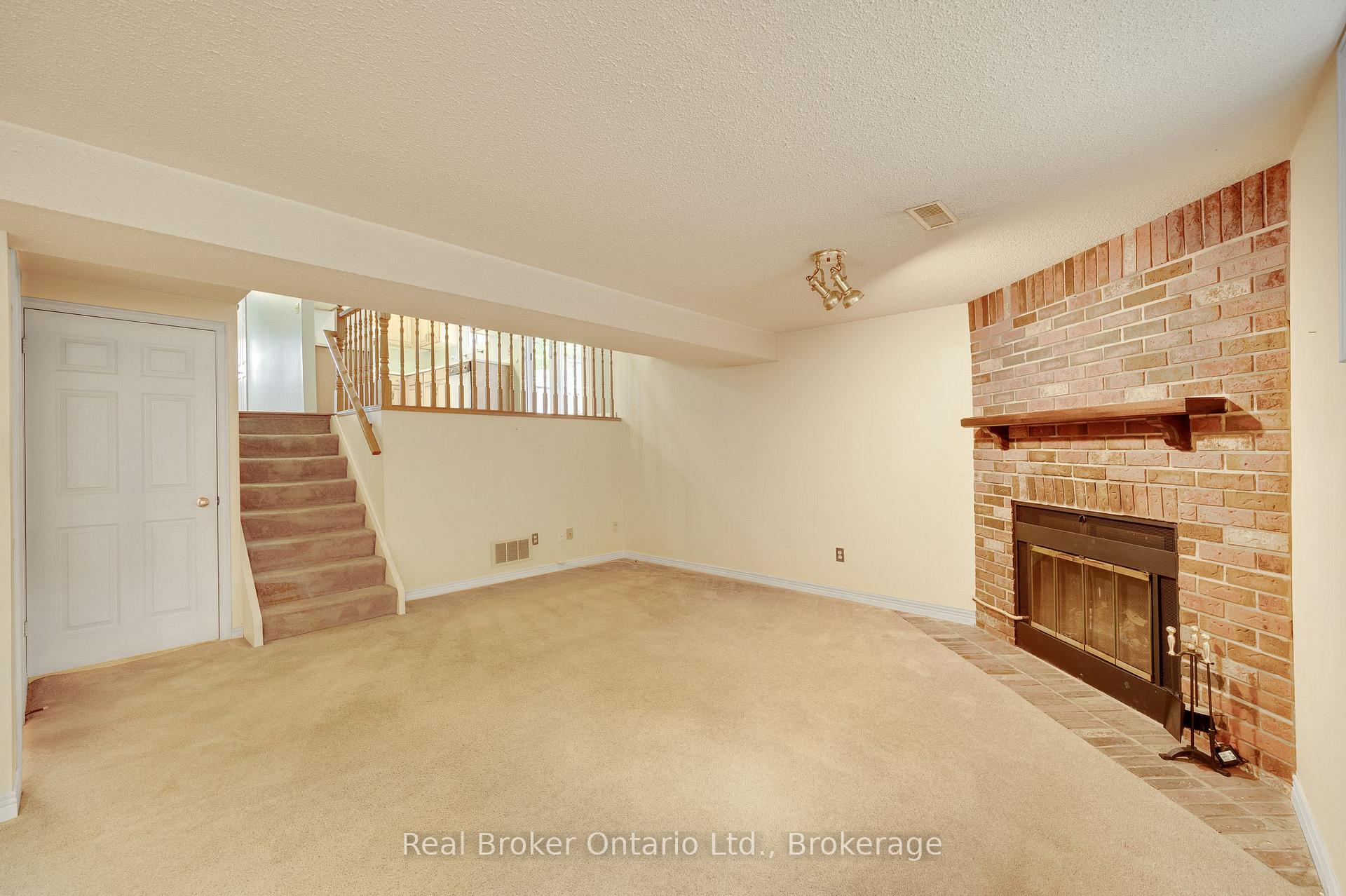 Photo 25 of 1091 Stephenson Drive, Burlington, Brant — HOMEH