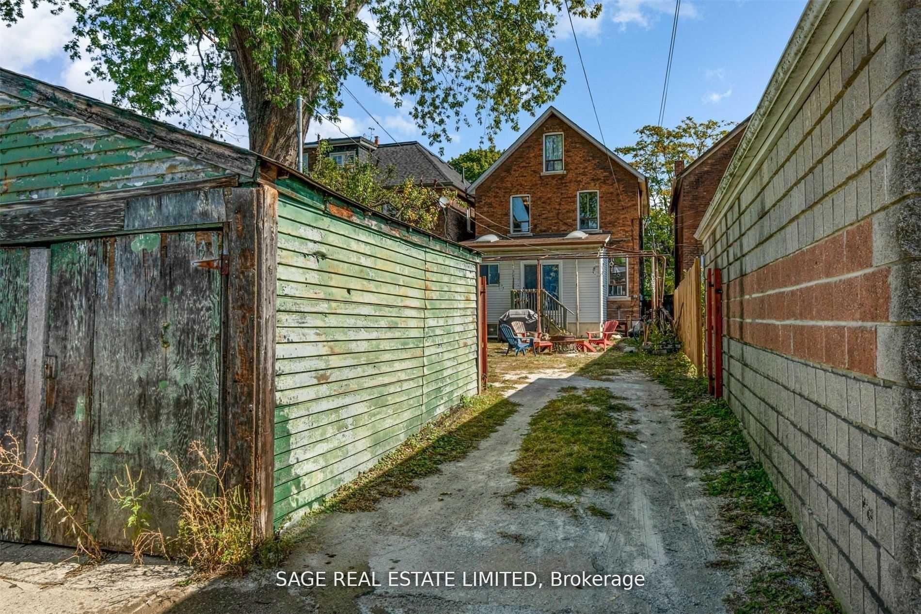 Photo 11 of Unit Lower, 604 Ossington Avenue, Toronto, Palmerston-Little Italy — HOMEH