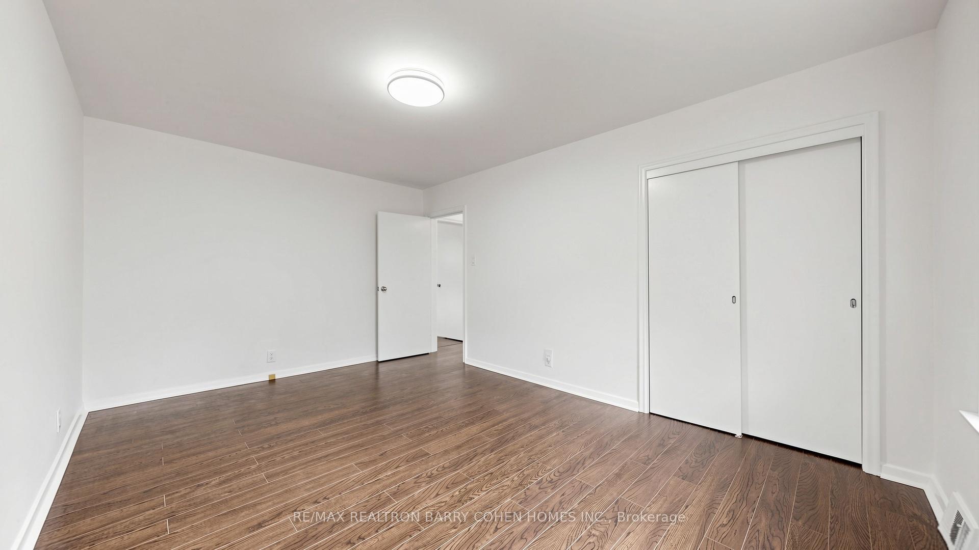 Photo 31 of 3 Greengate Road, North York, Banbury-Don Mills — HOMEH
