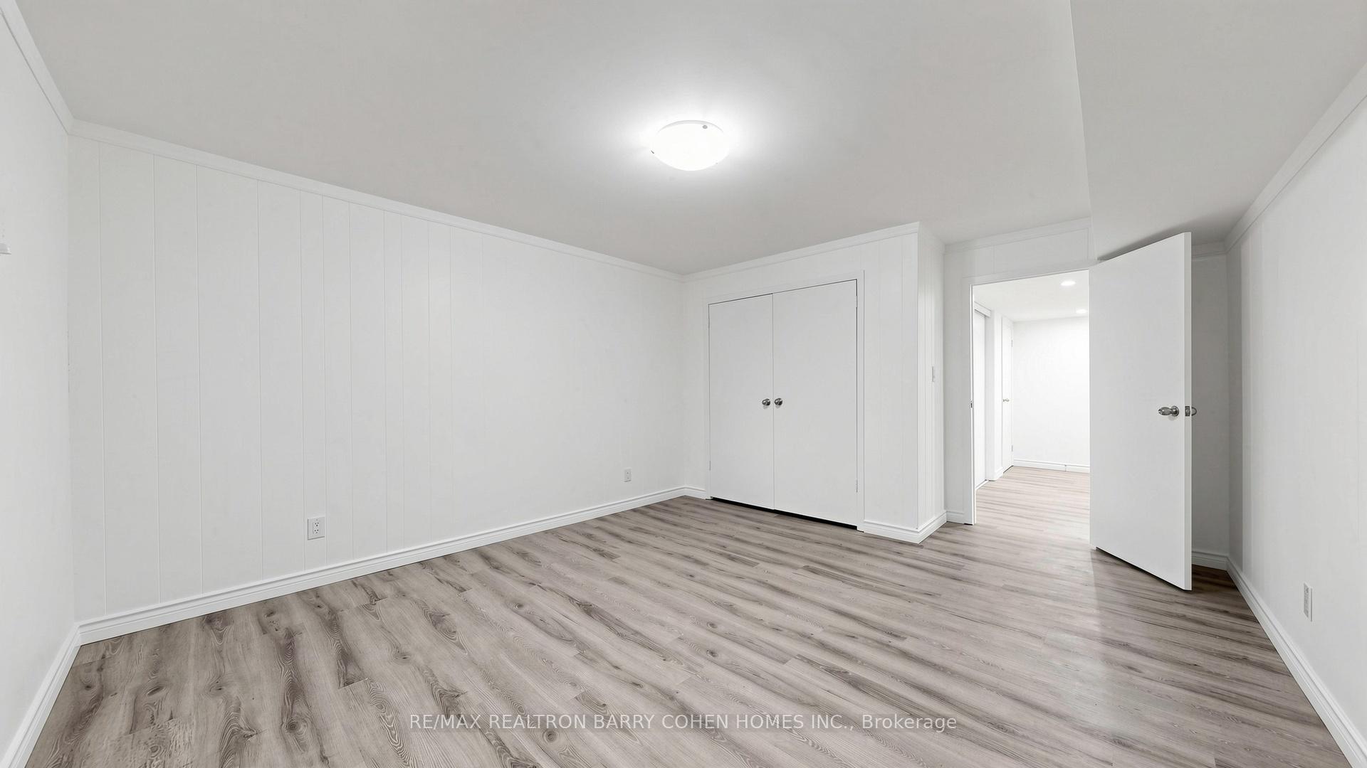 Photo 46 of 3 Greengate Road, North York, Banbury-Don Mills — HOMEH