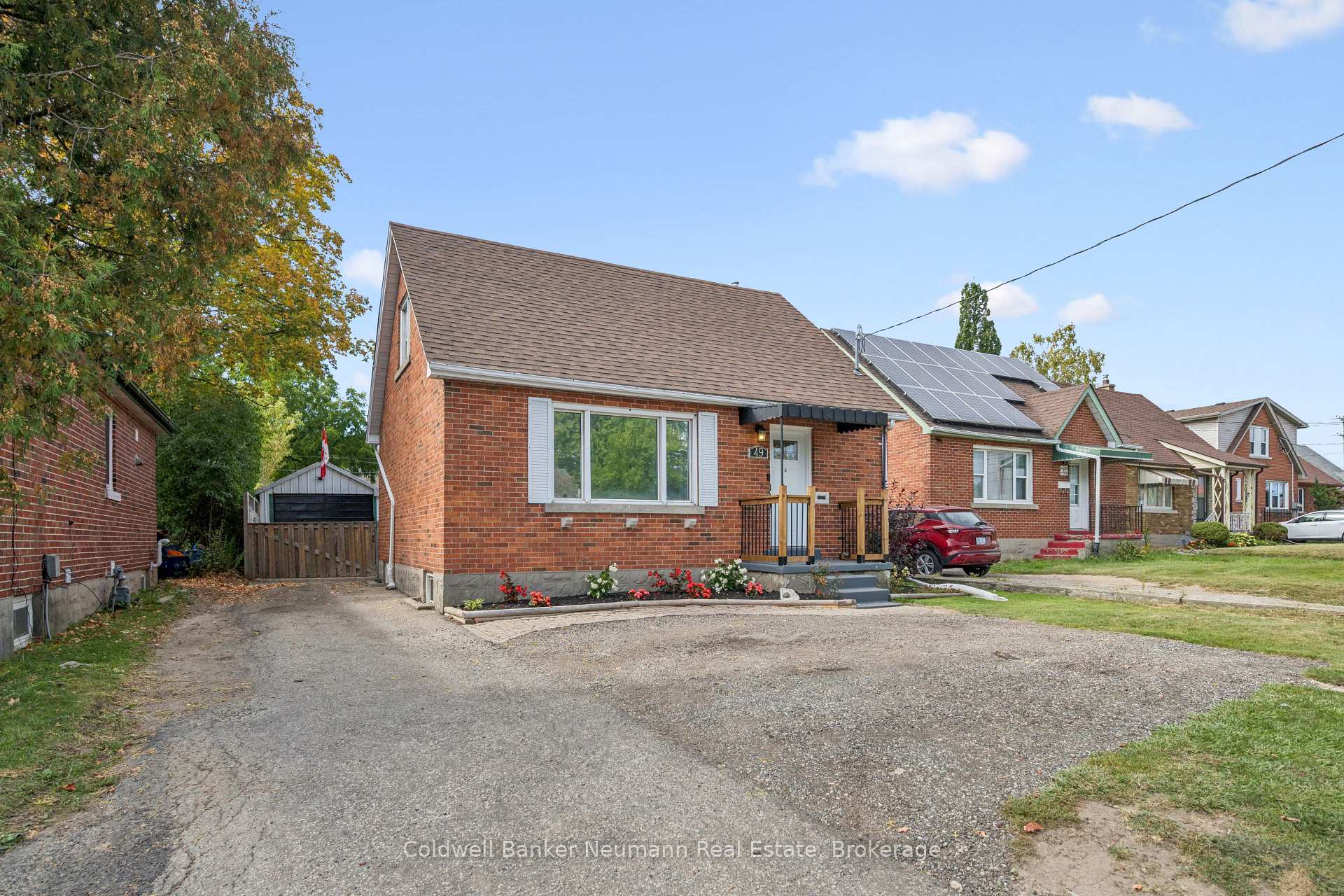 Photo 2 of 49 Edna Street, Kitchener, Central Frederick — HOMEH