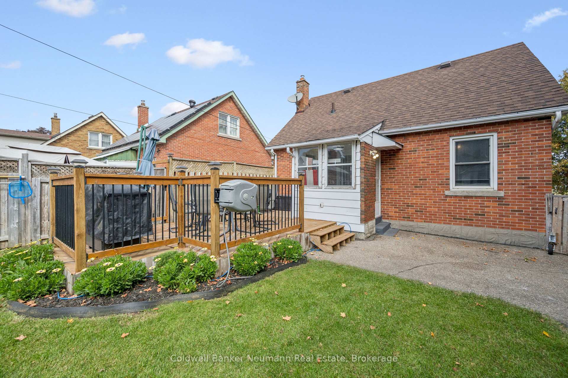 Photo 16 of 49 Edna Street, Kitchener, Central Frederick — HOMEH