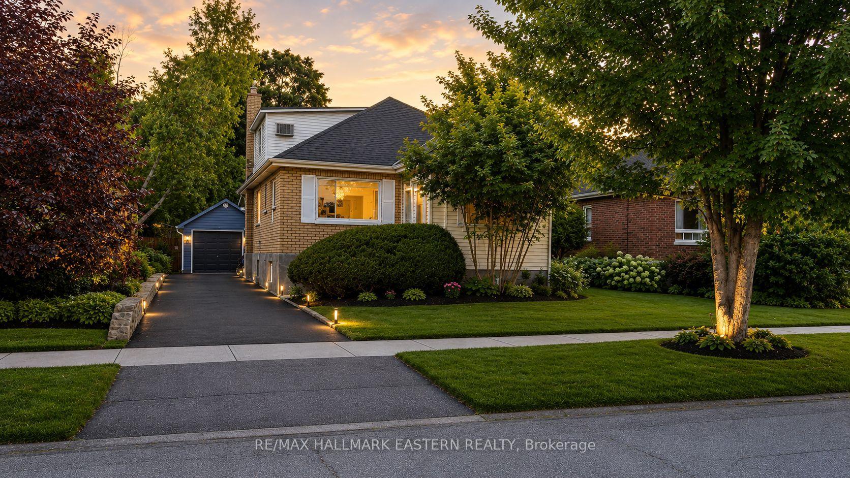 Photo of 599 Donegal Street