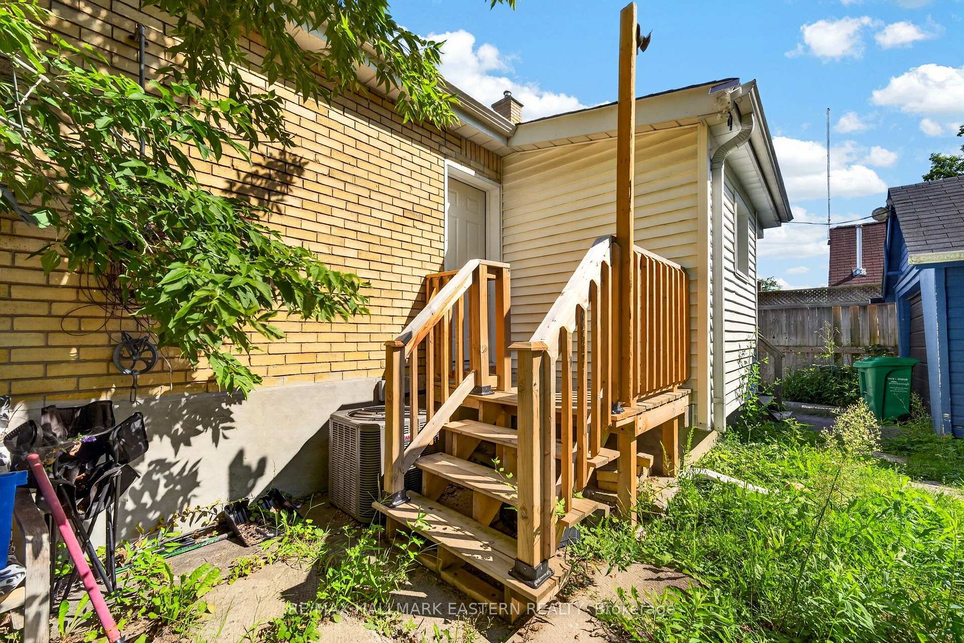 Photo 41 of 599 Donegal Street, Peterborough, Town Ward 3 — HOMEH