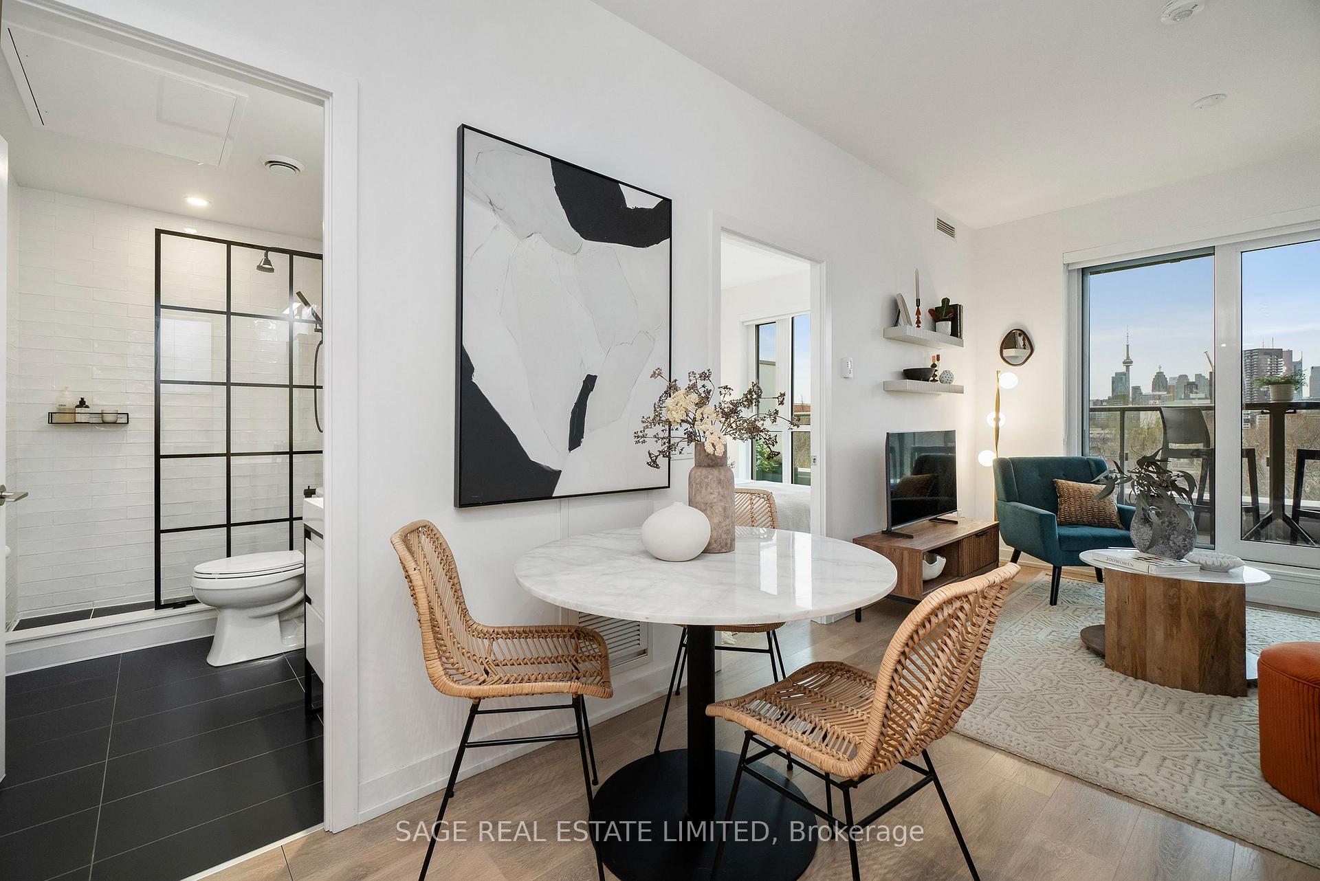 Photo 4 of Unit 606, 150 Logan Avenue, Toronto, South Riverdale — HOMEH