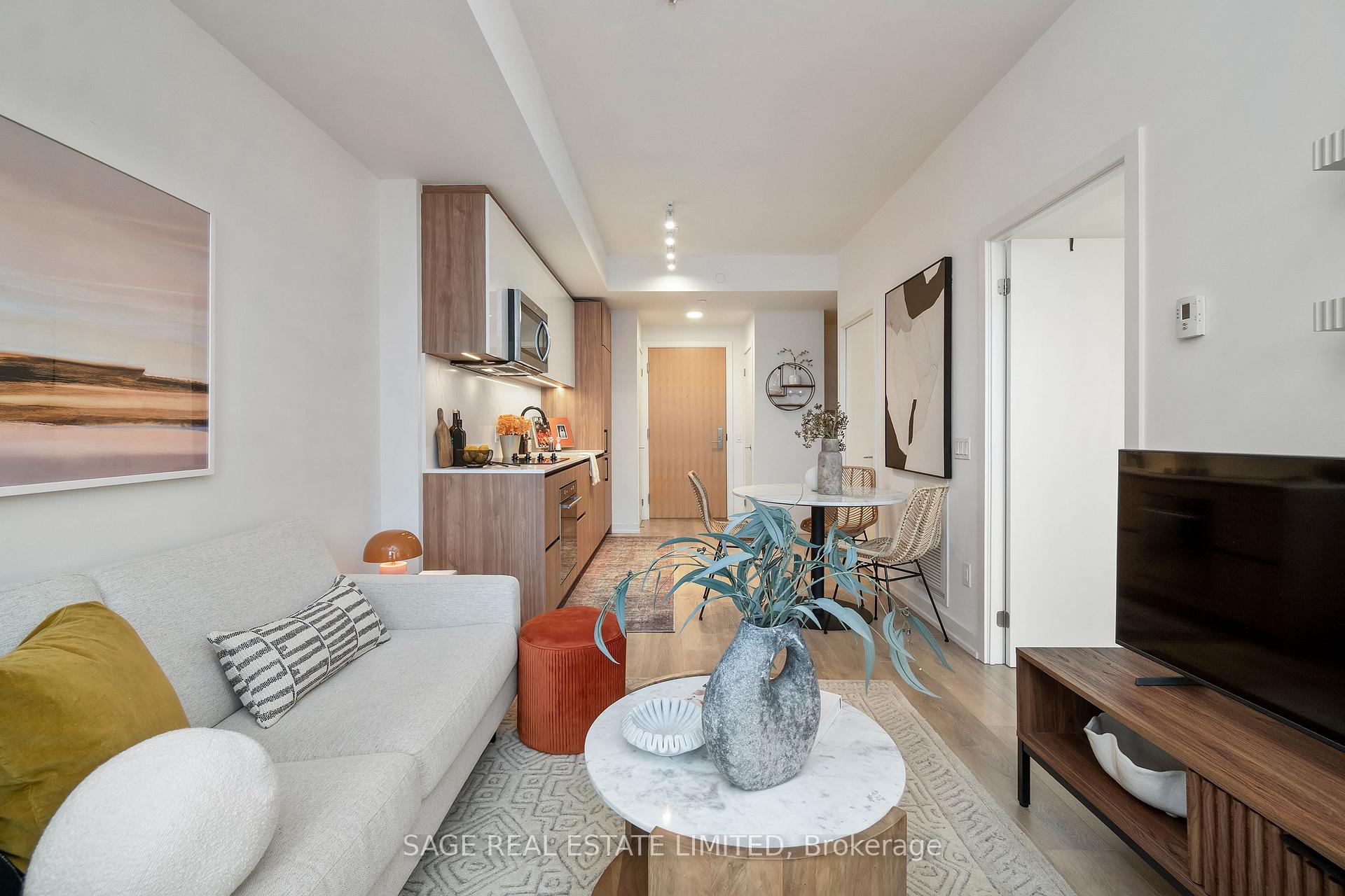 Photo 5 of Unit 606, 150 Logan Avenue, Toronto, South Riverdale — HOMEH