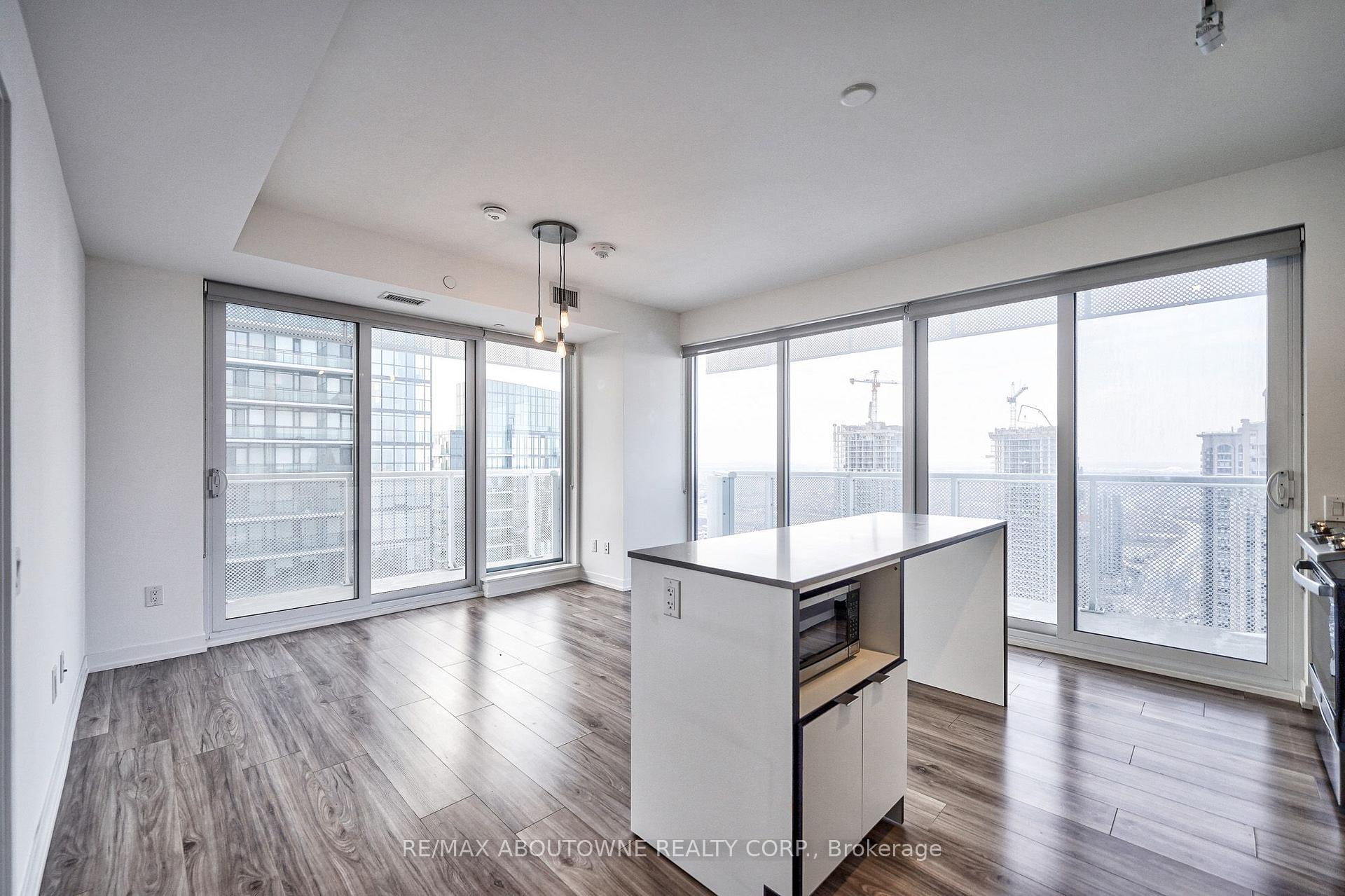Photo 4 of Unit 3603, 4065 Confederation Parkway, Mississauga, City Centre — HOMEH