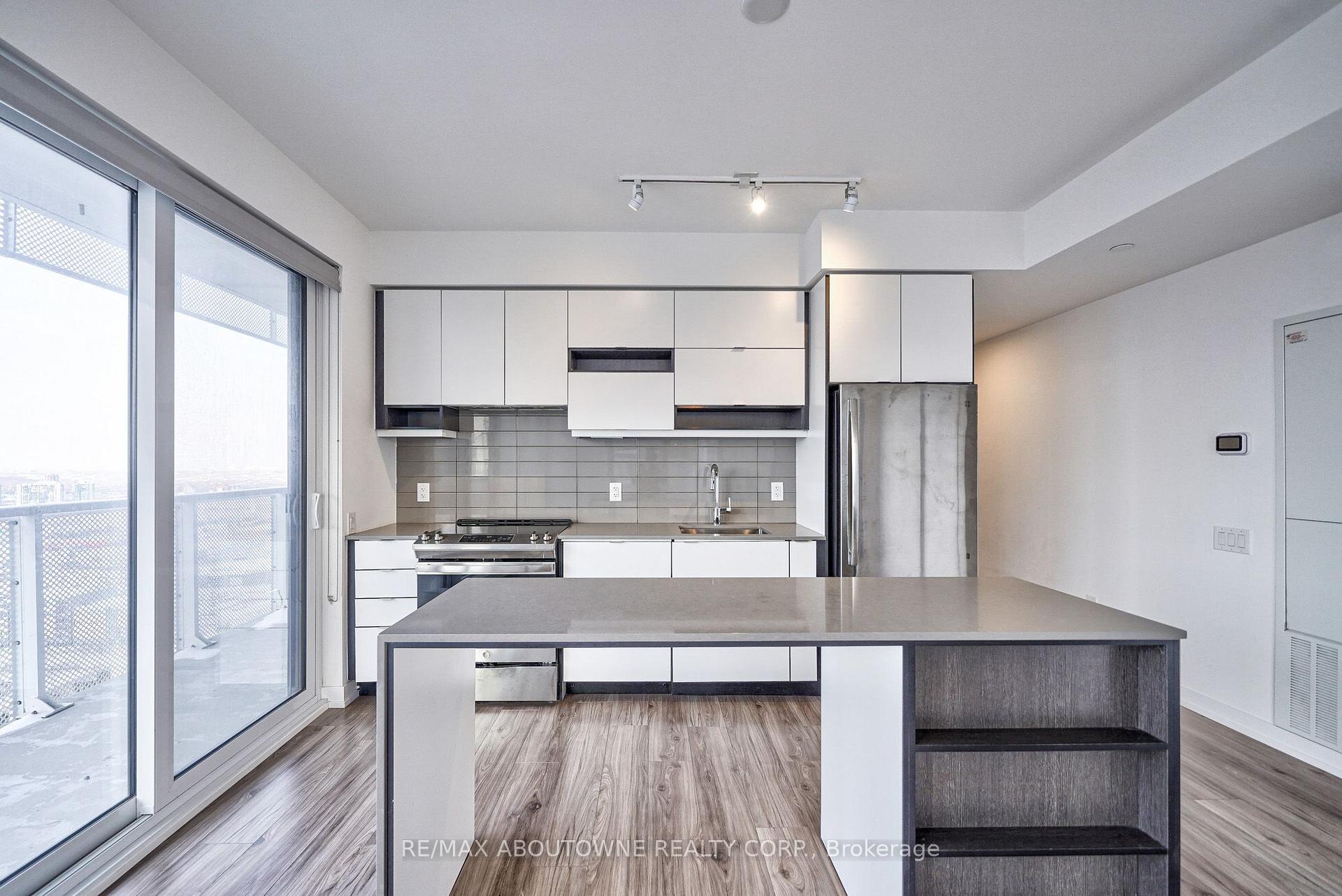 Photo 8 of Unit 3603, 4065 Confederation Parkway, Mississauga, City Centre — HOMEH