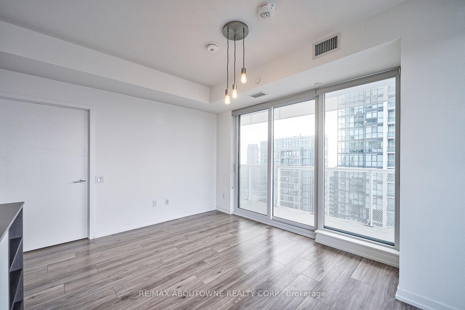 Photo 11 of Unit 3603, 4065 Confederation Parkway, Mississauga, City Centre — HOMEH
