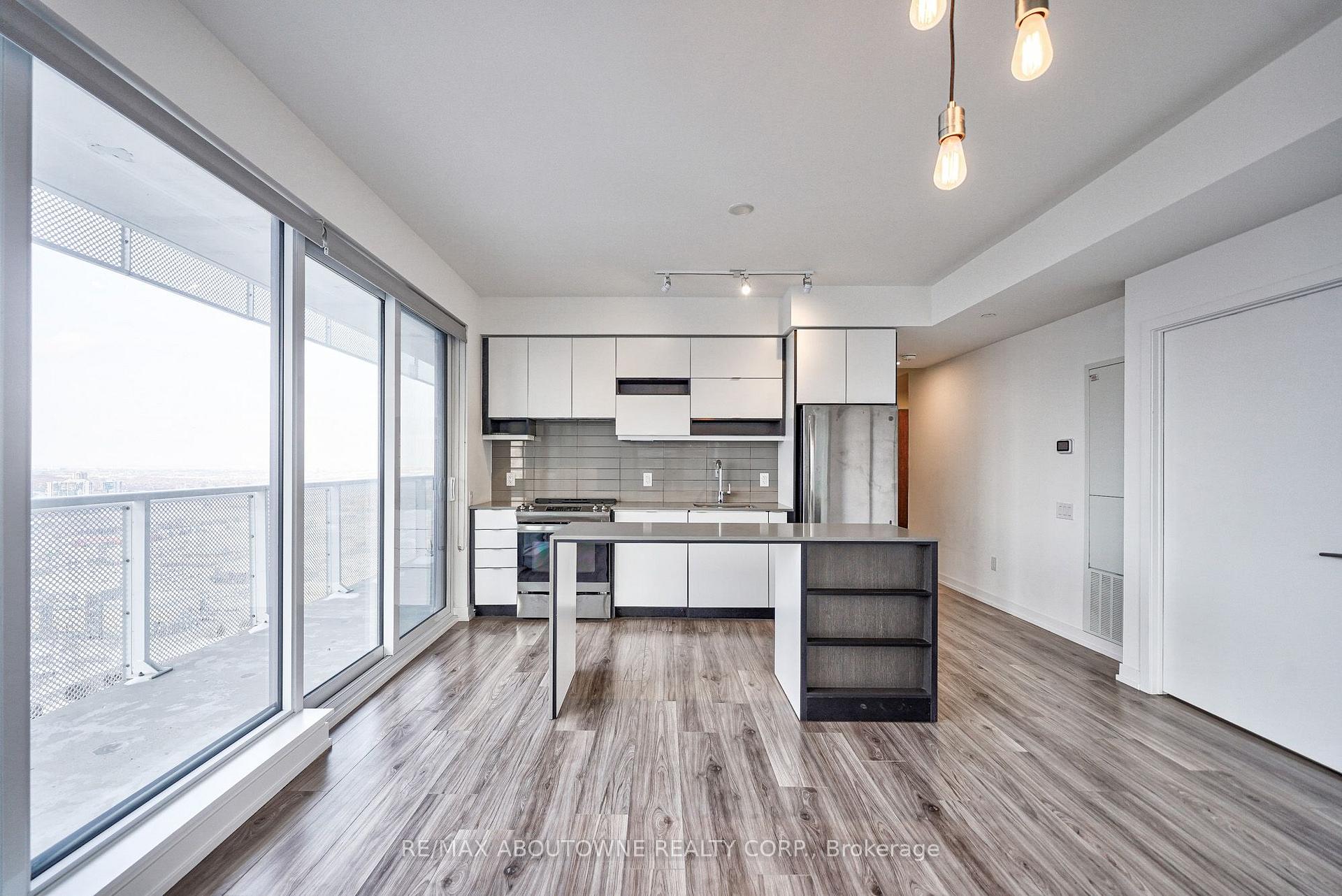 Photo 14 of Unit 3603, 4065 Confederation Parkway, Mississauga, City Centre — HOMEH