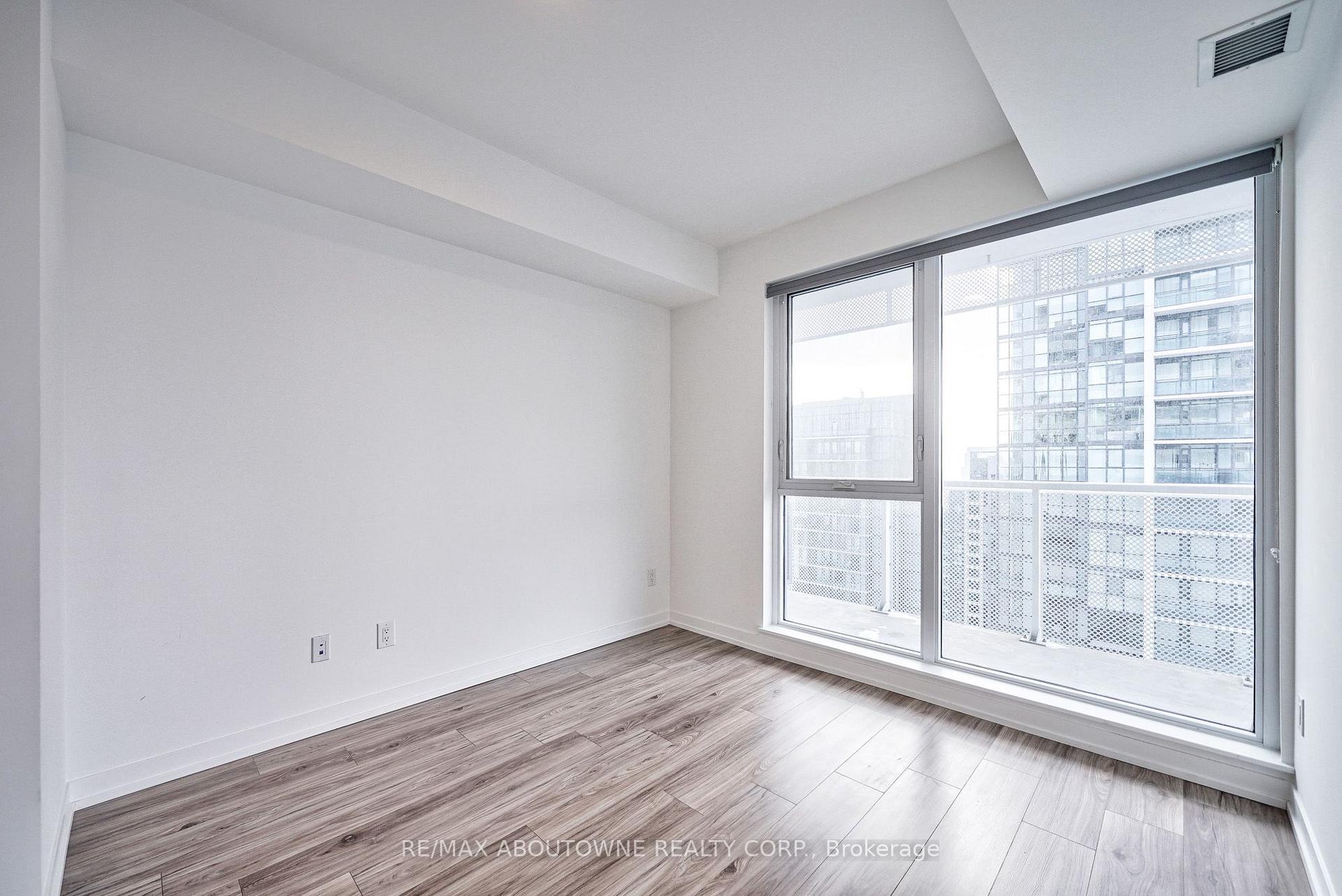 Photo 15 of Unit 3603, 4065 Confederation Parkway, Mississauga, City Centre — HOMEH