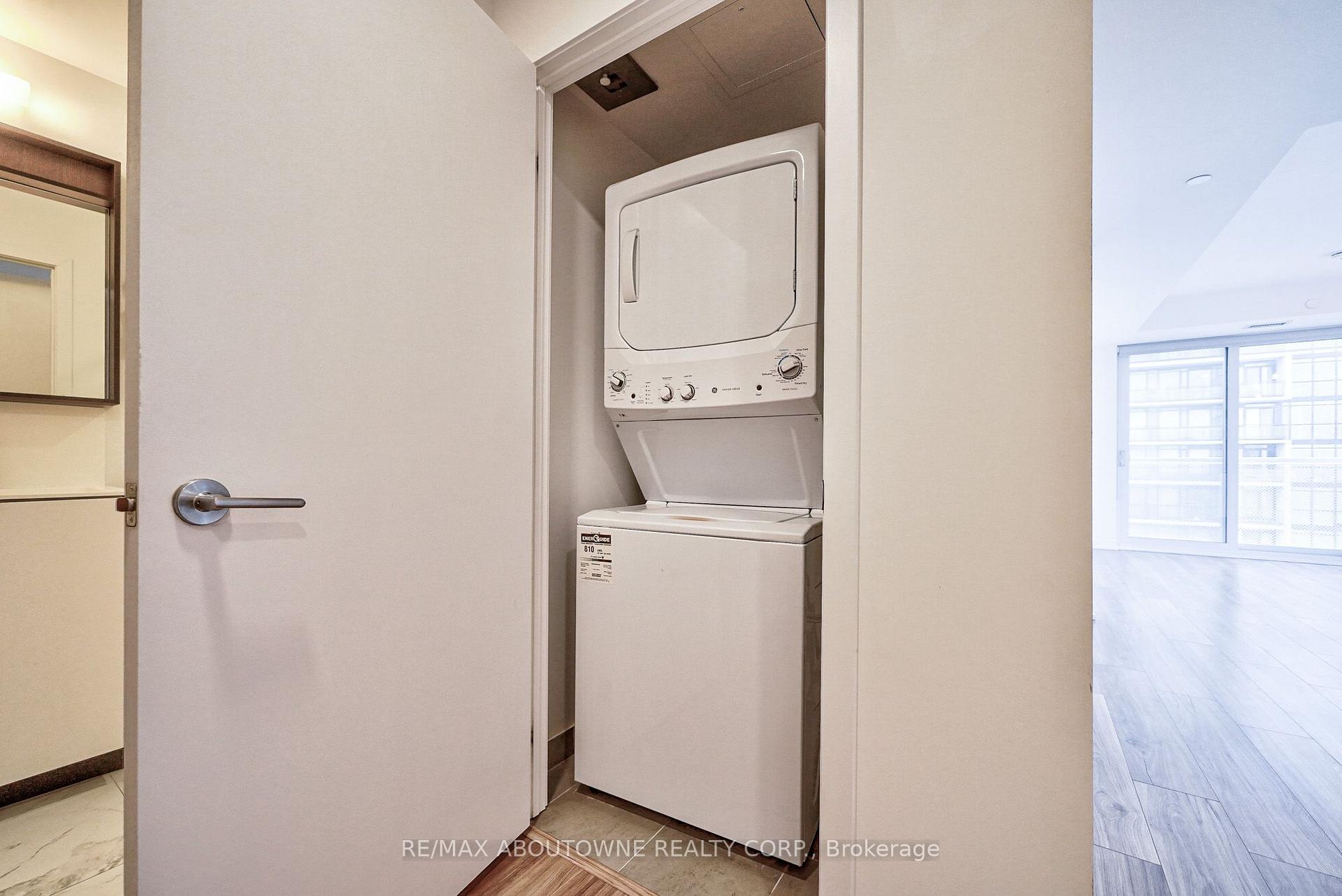 Photo 26 of Unit 3603, 4065 Confederation Parkway, Mississauga, City Centre — HOMEH
