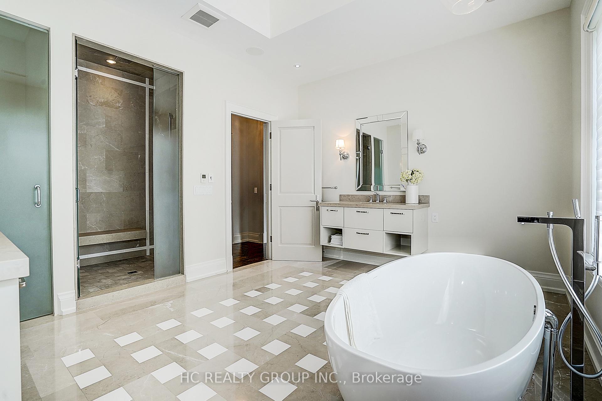 Photo 31 of 119 Strathallan Boulevard, Toronto, Lawrence Park South — HOMEH